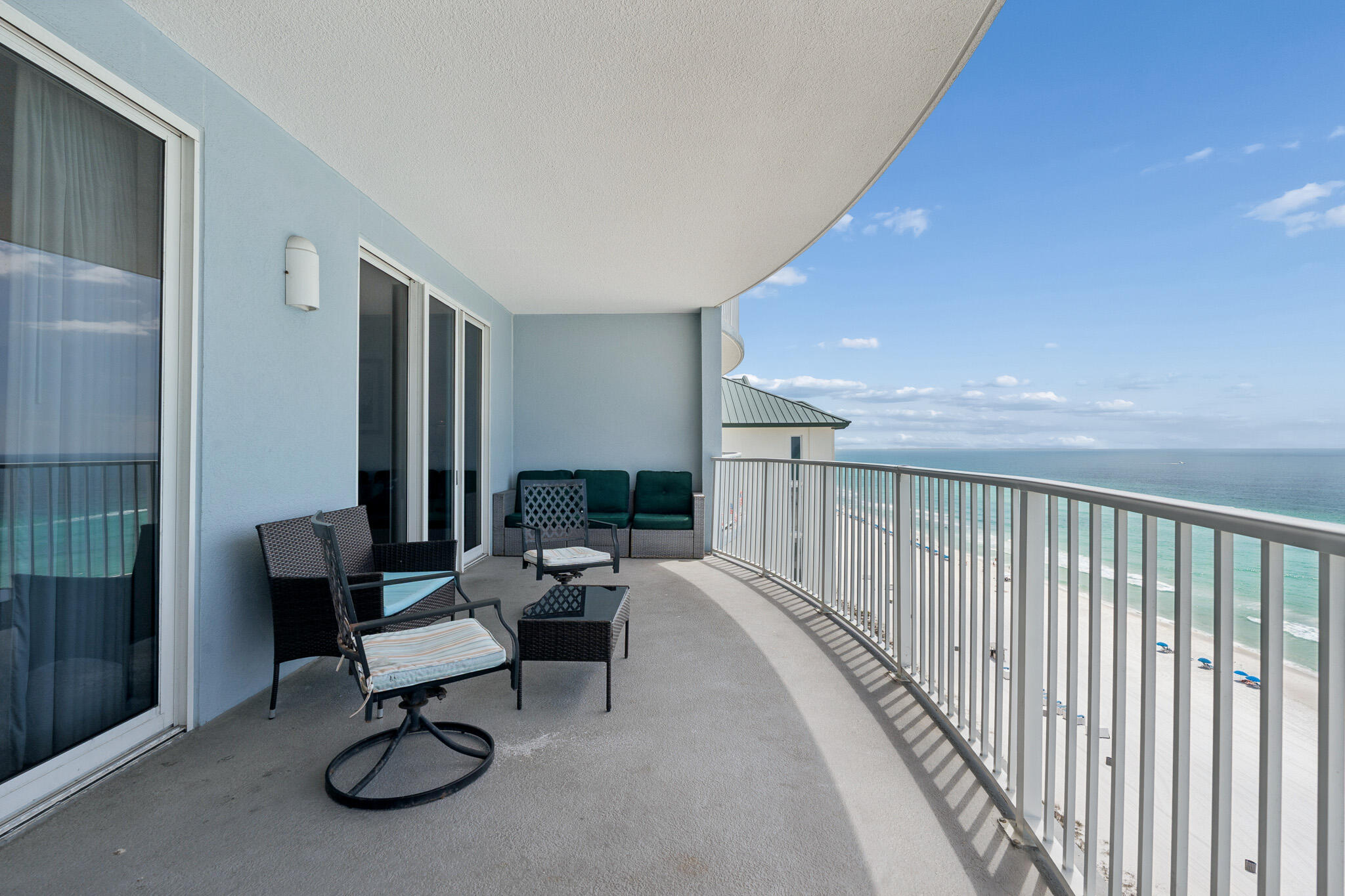 Twin Palms Resort - Residential