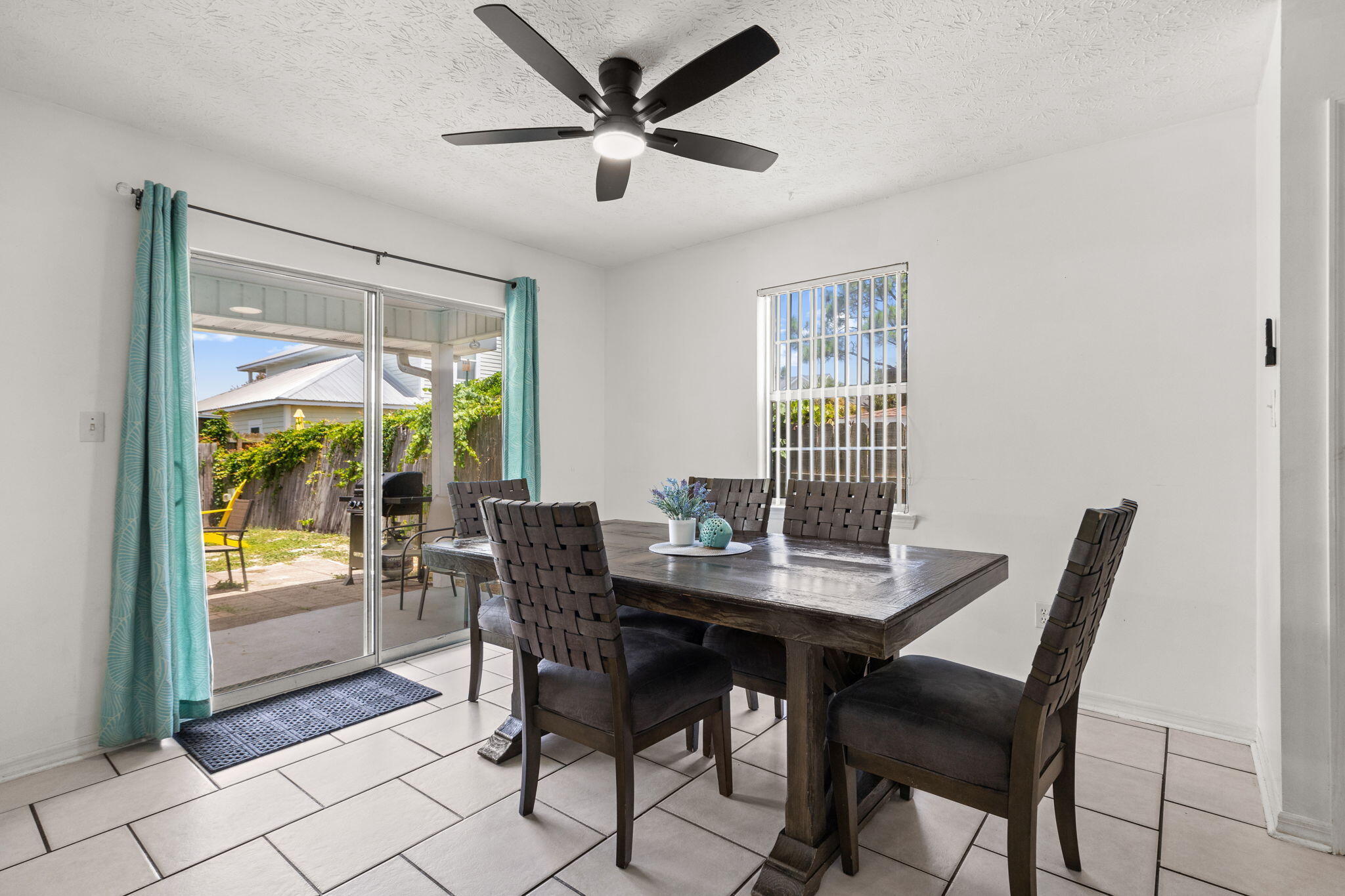 Holiday Beach 15 - Residential