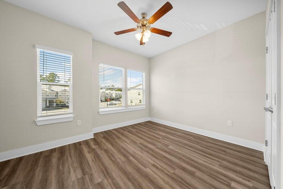 VERANDAS AT FREEPORT - Residential Lease