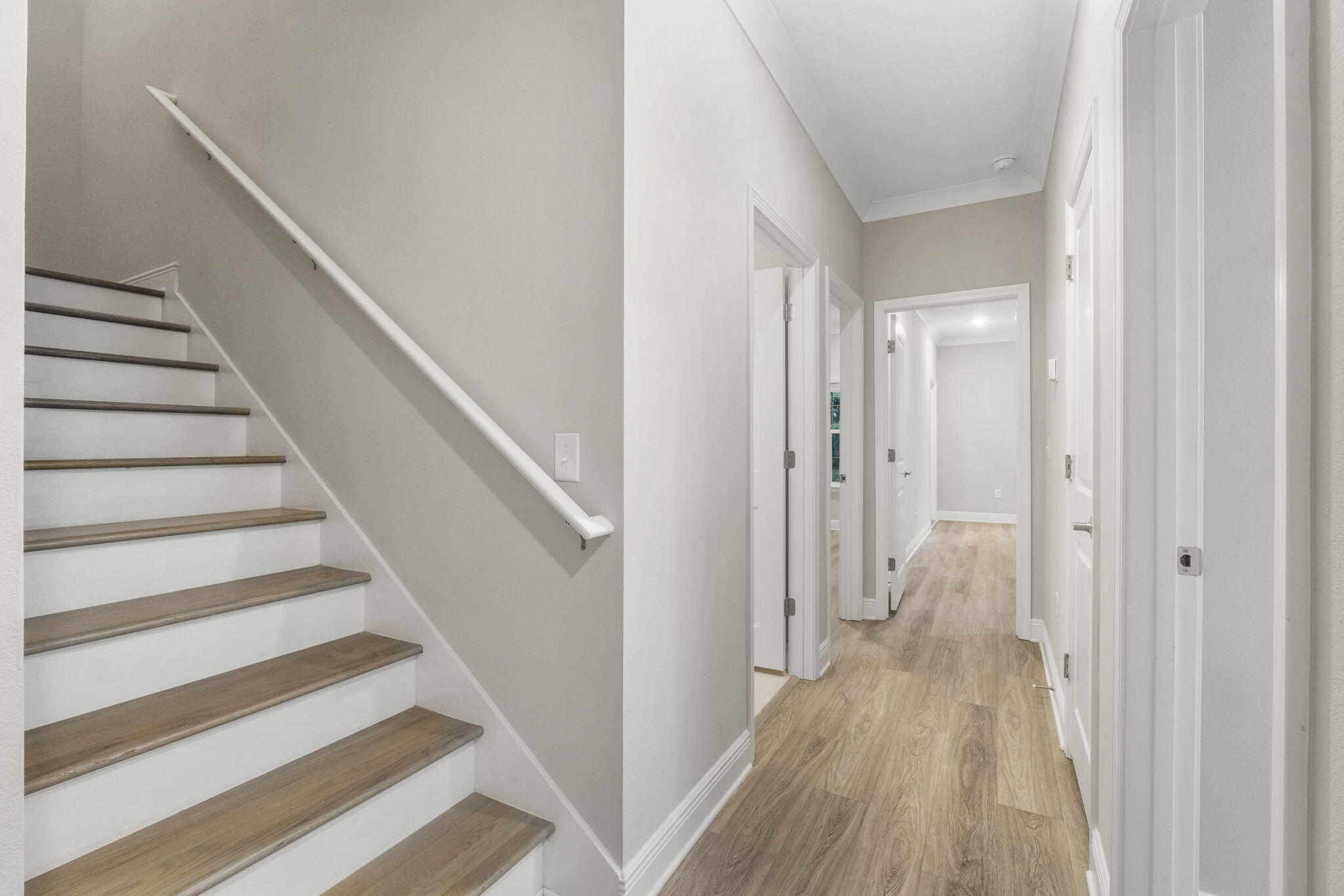 KARA LAKE TOWNHOMES - Residential Lease