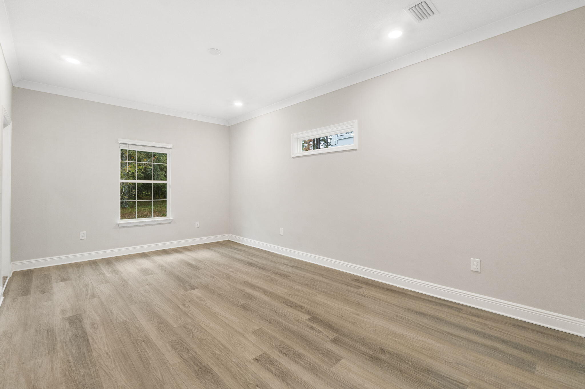 KARA LAKE TOWNHOMES - Residential Lease