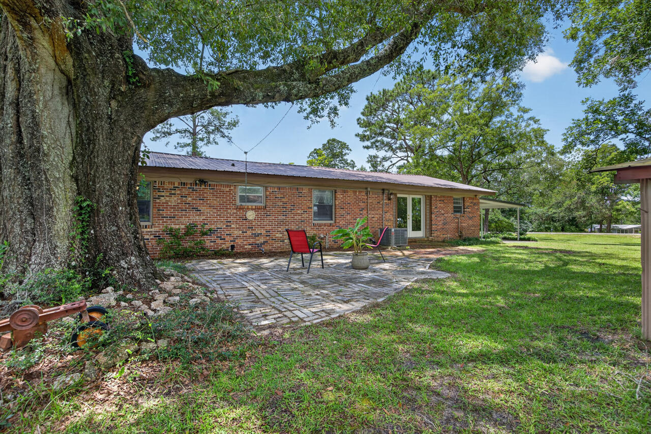 NO RECORDED SUBDIVISION - Residential