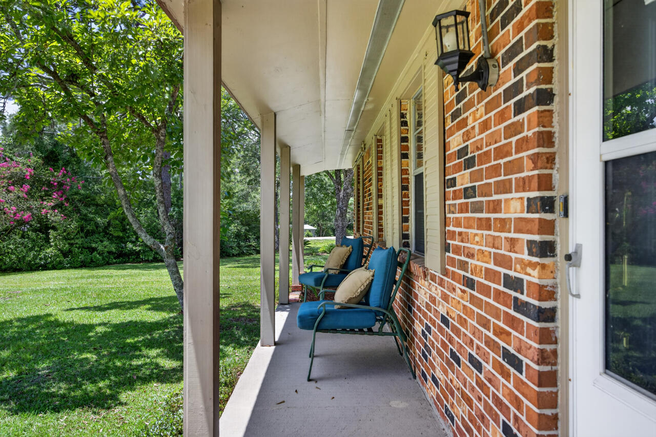 NO RECORDED SUBDIVISION - Residential