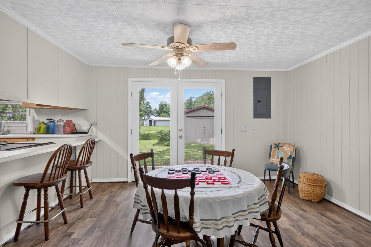 NO RECORDED SUBDIVISION - Residential