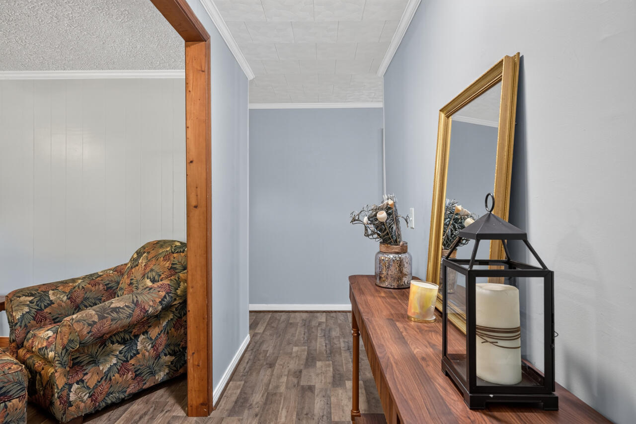 NO RECORDED SUBDIVISION - Residential