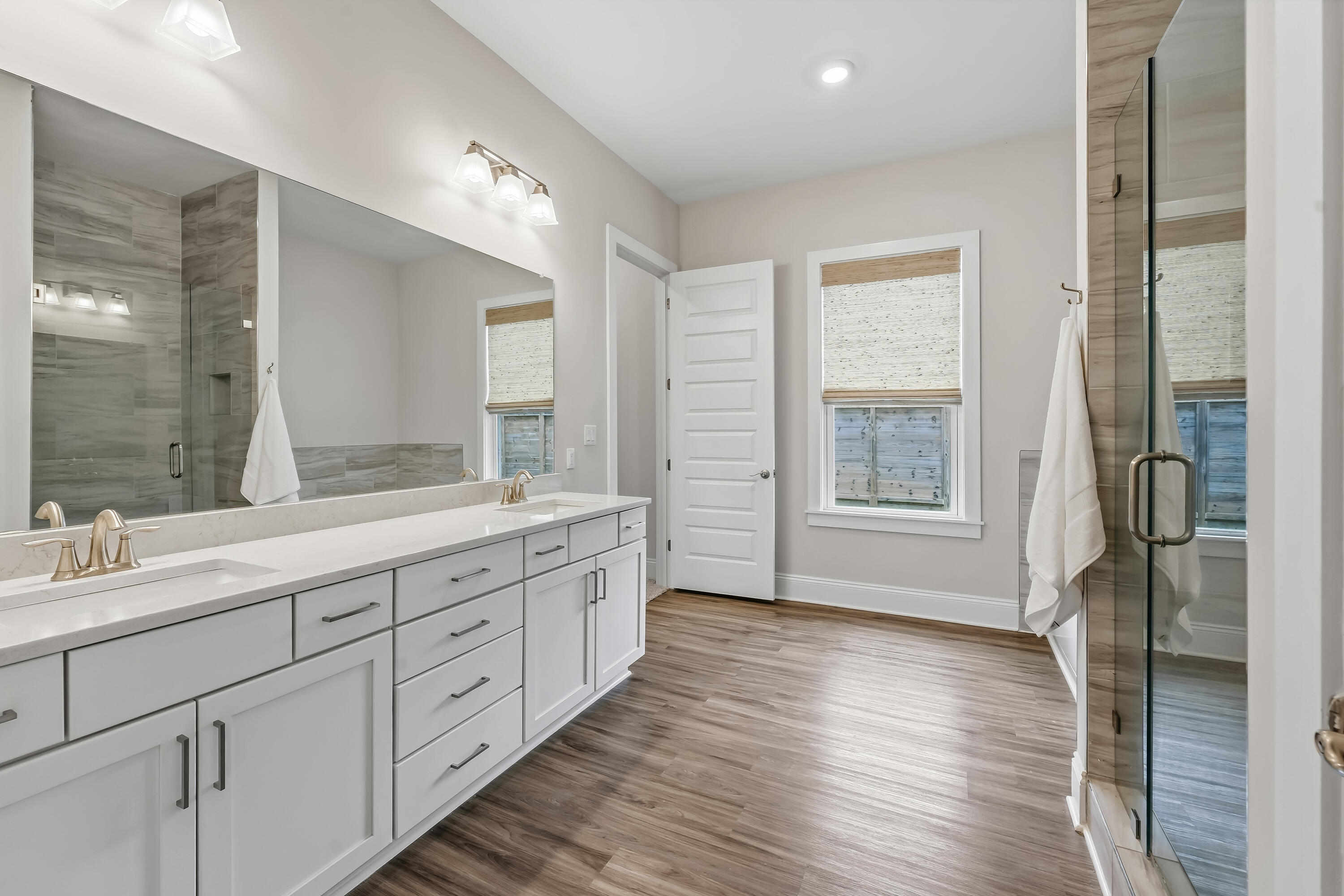 MAGNOLIA BAY ESTATES - Residential