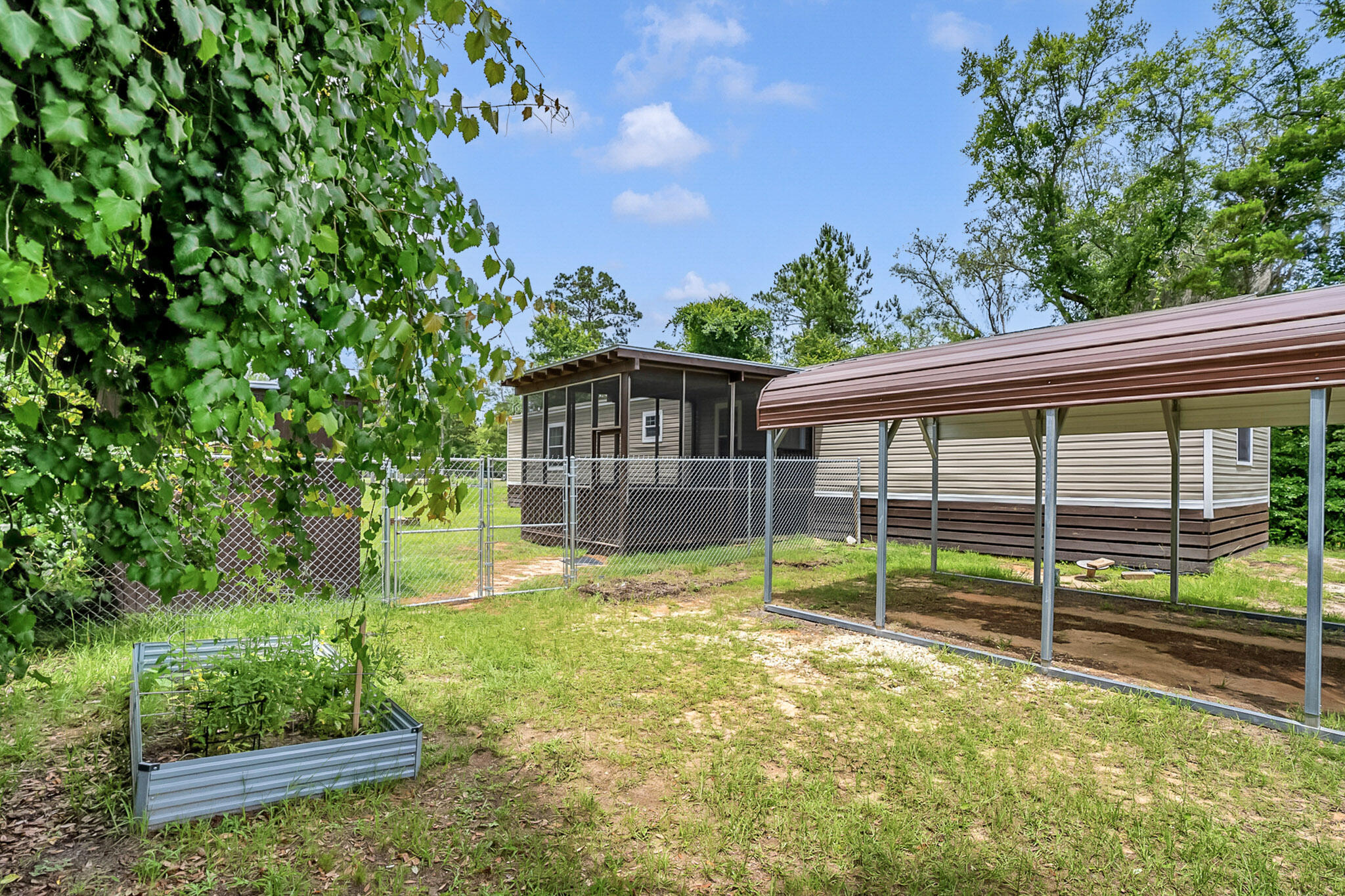 MAGNOLIA BAYE - Residential