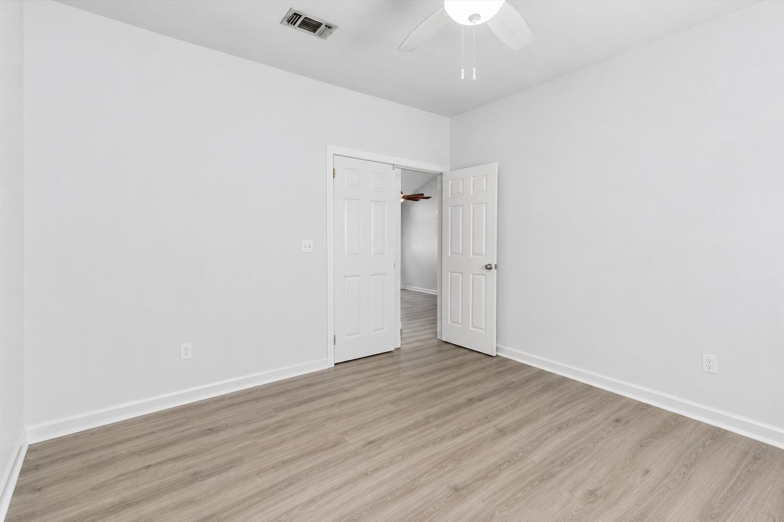 LAKE POINTE - Residential