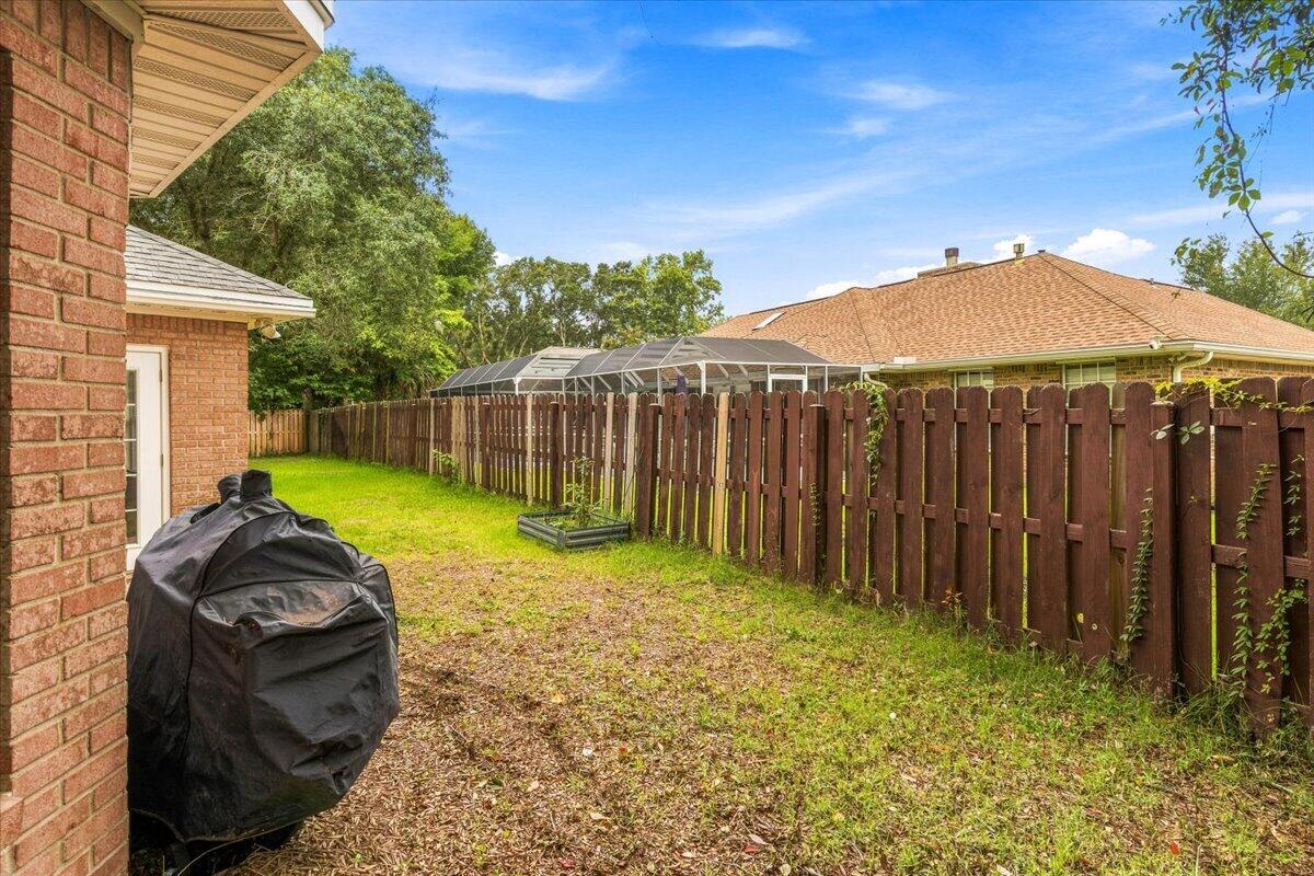 LAKE POINTE - Residential