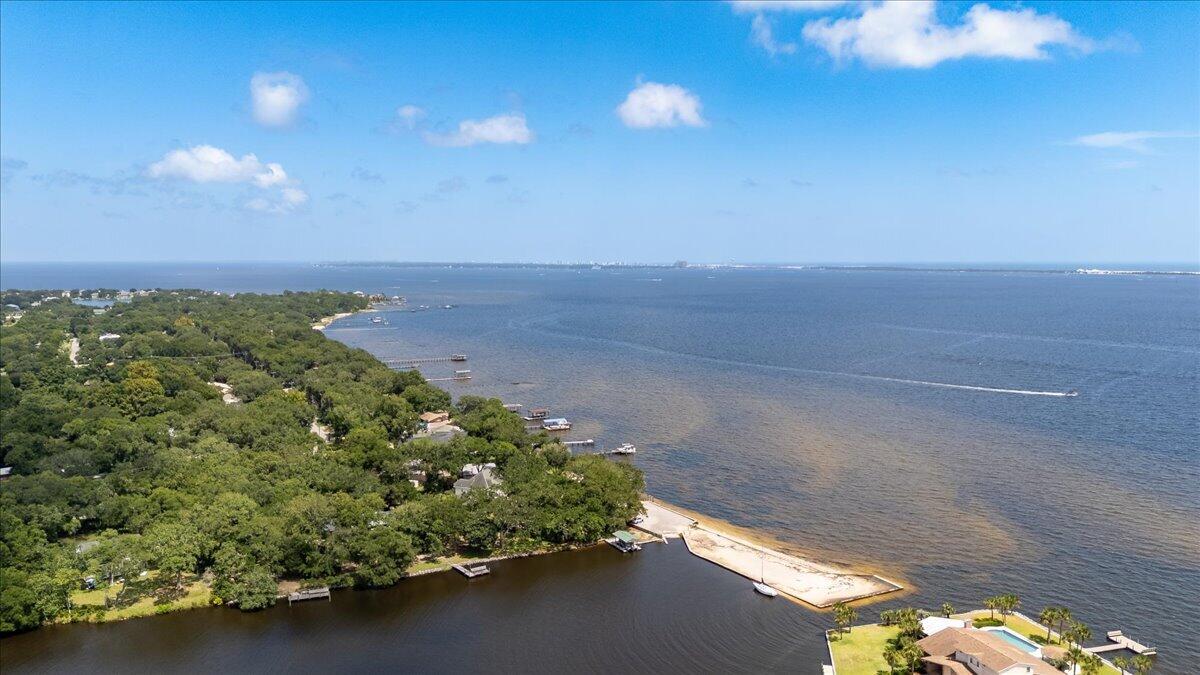 LAKE POINTE - Residential