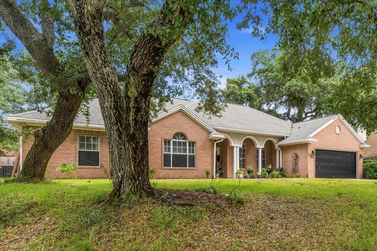 LAKE POINTE - Residential