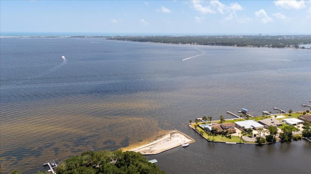 LAKE POINTE - Residential