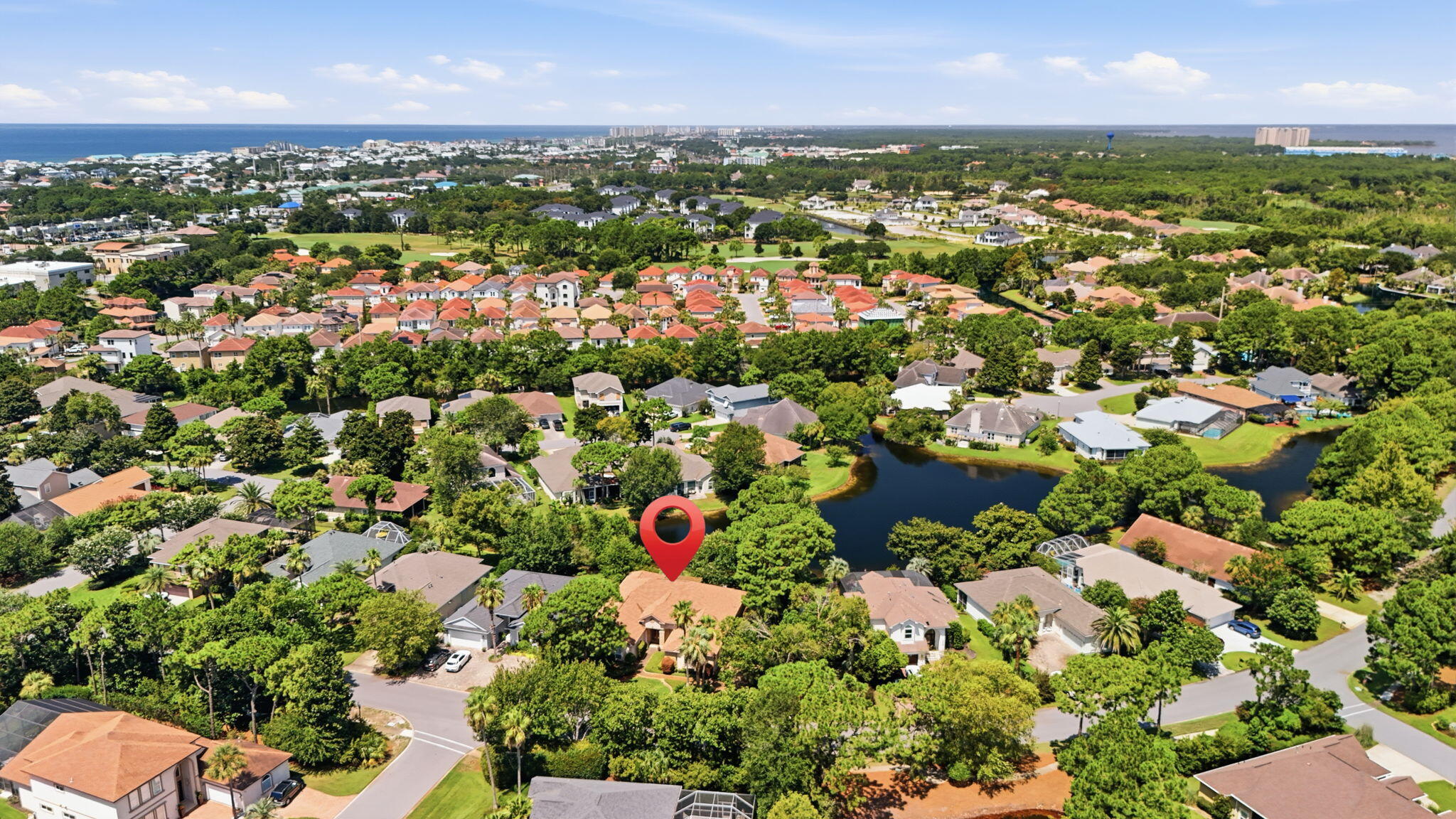 Emerald Lakes - Residential