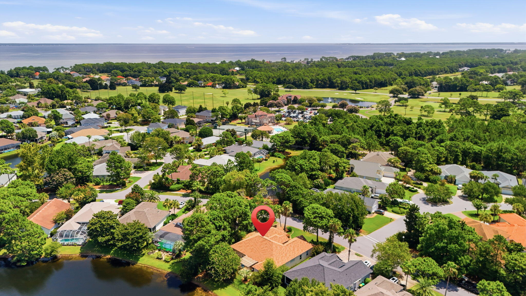 Emerald Lakes - Residential