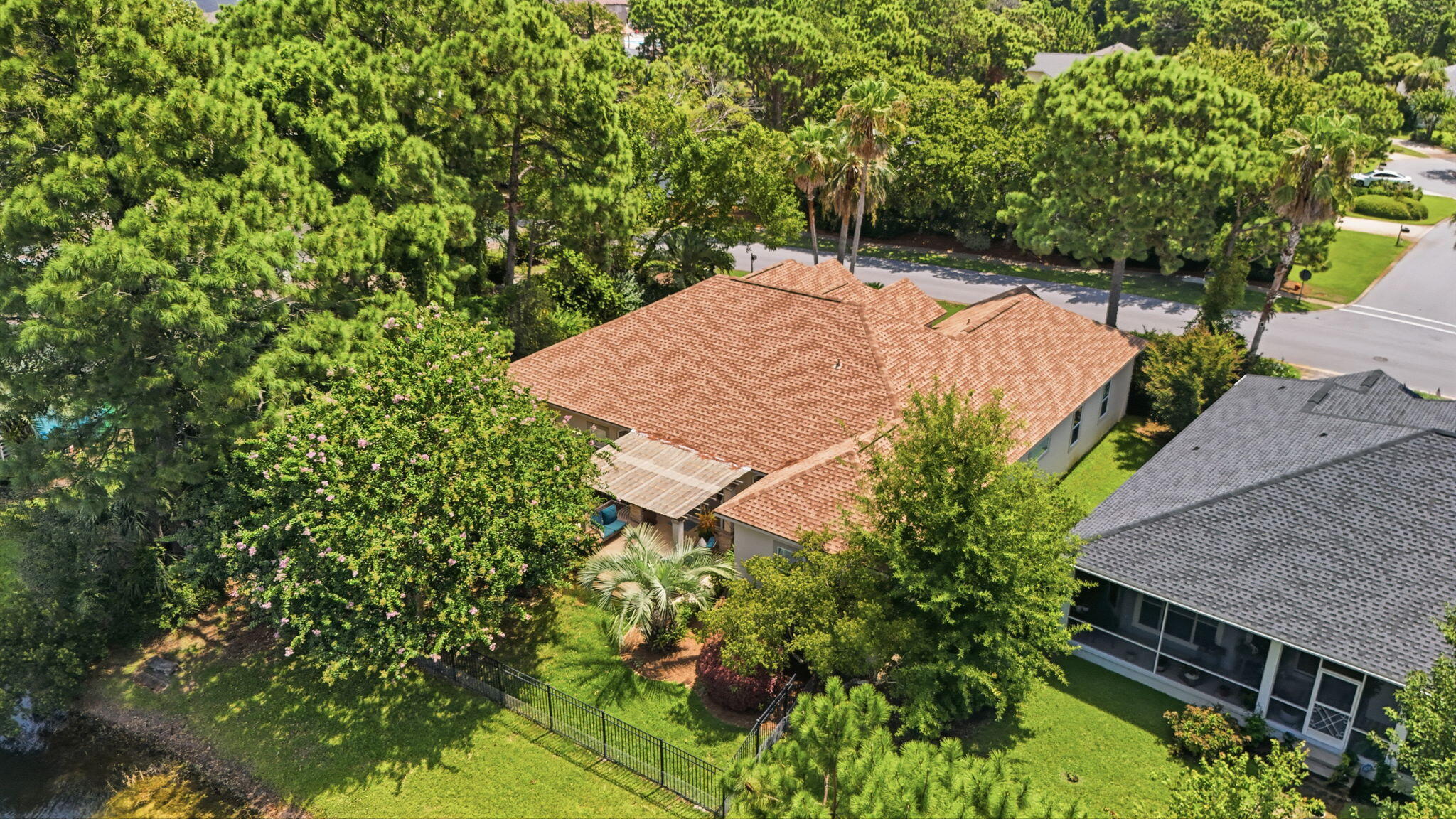 Emerald Lakes - Residential