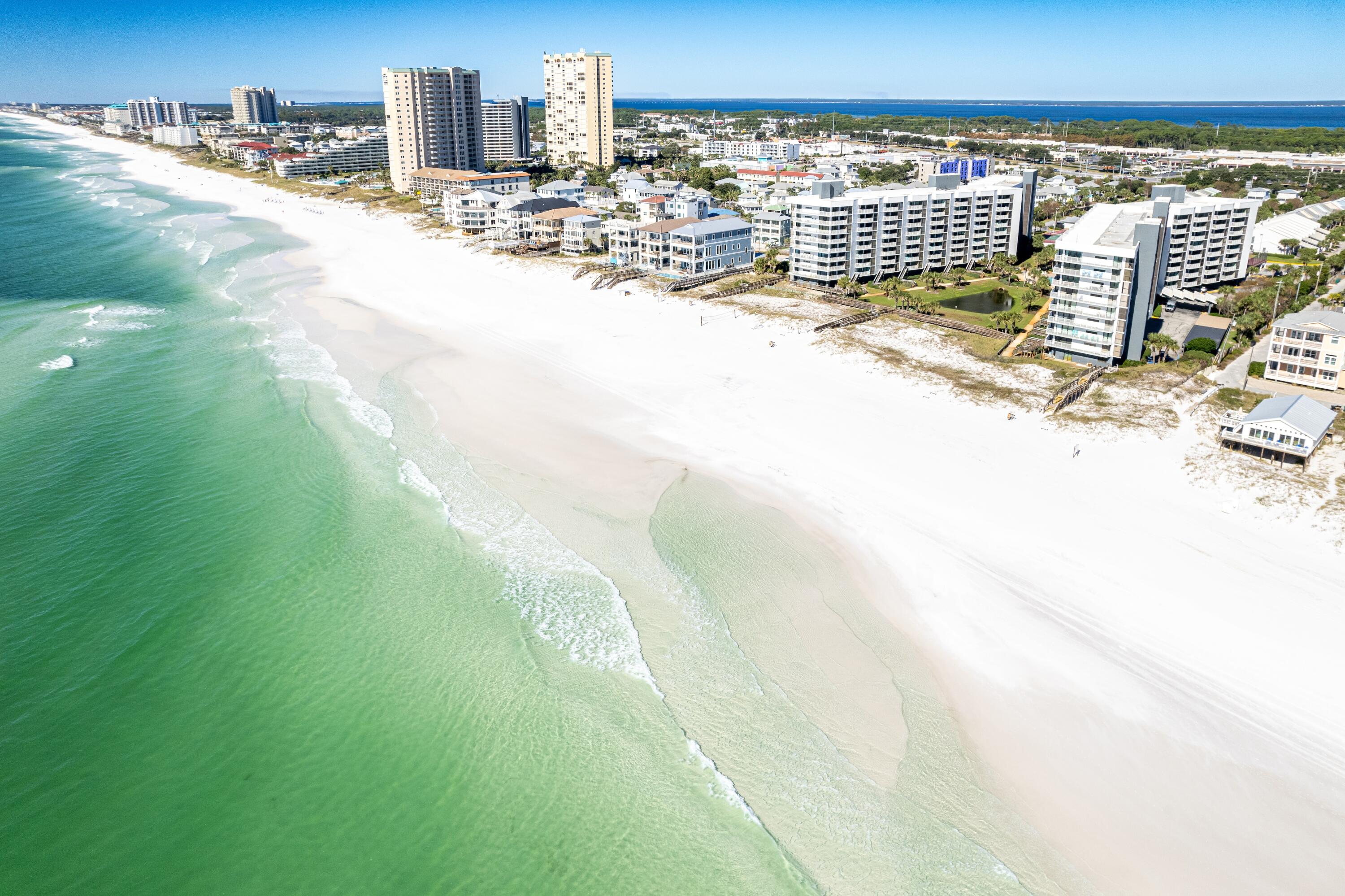 Mainsail Condo Ph Iv - Residential