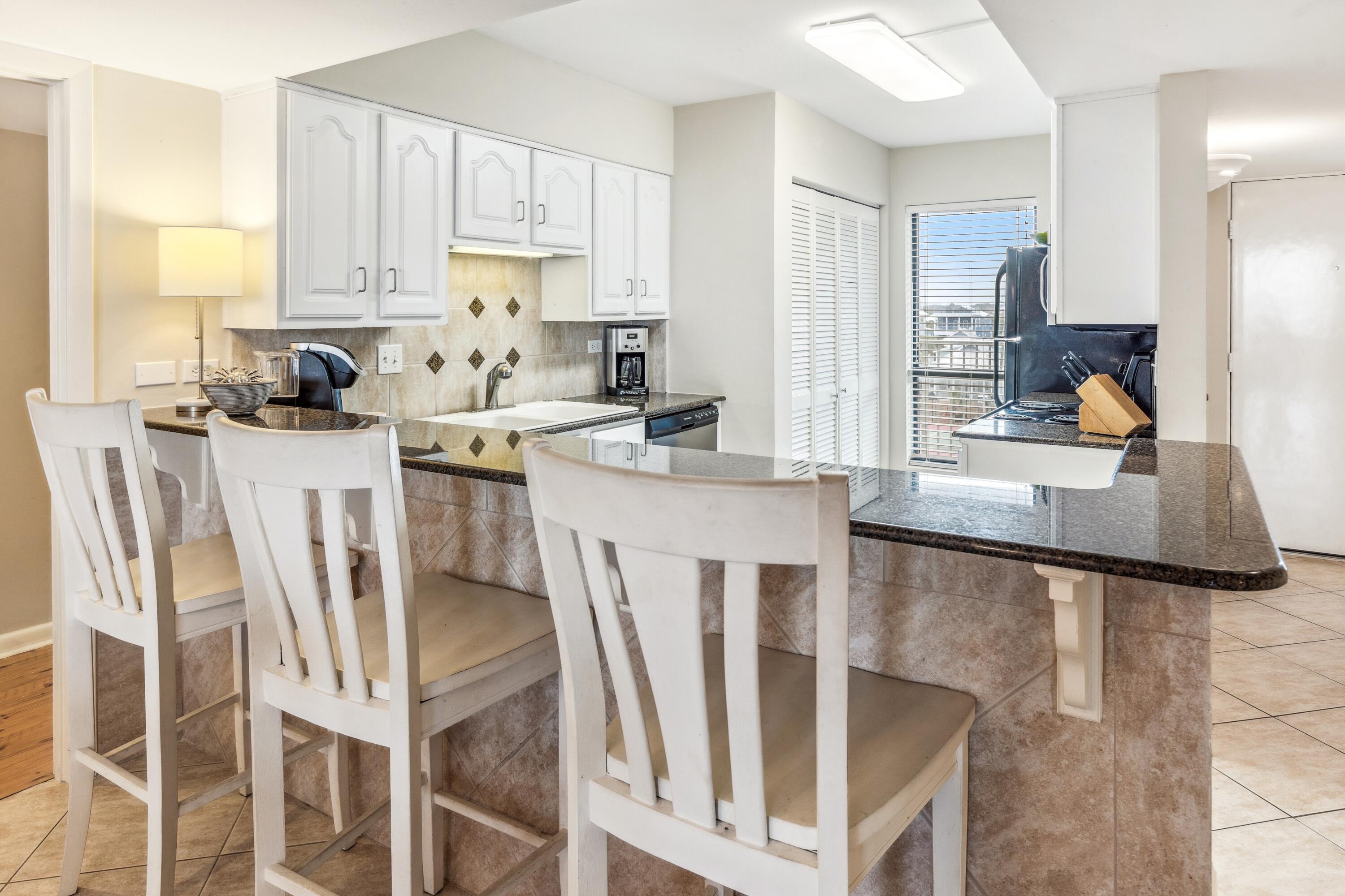 Mainsail Condo Ph Iv - Residential