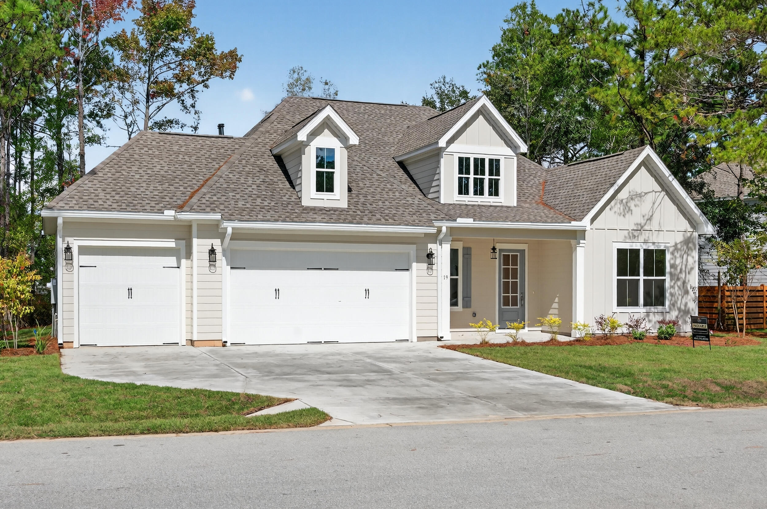 MAGNOLIA BAY ESTATES - Residential