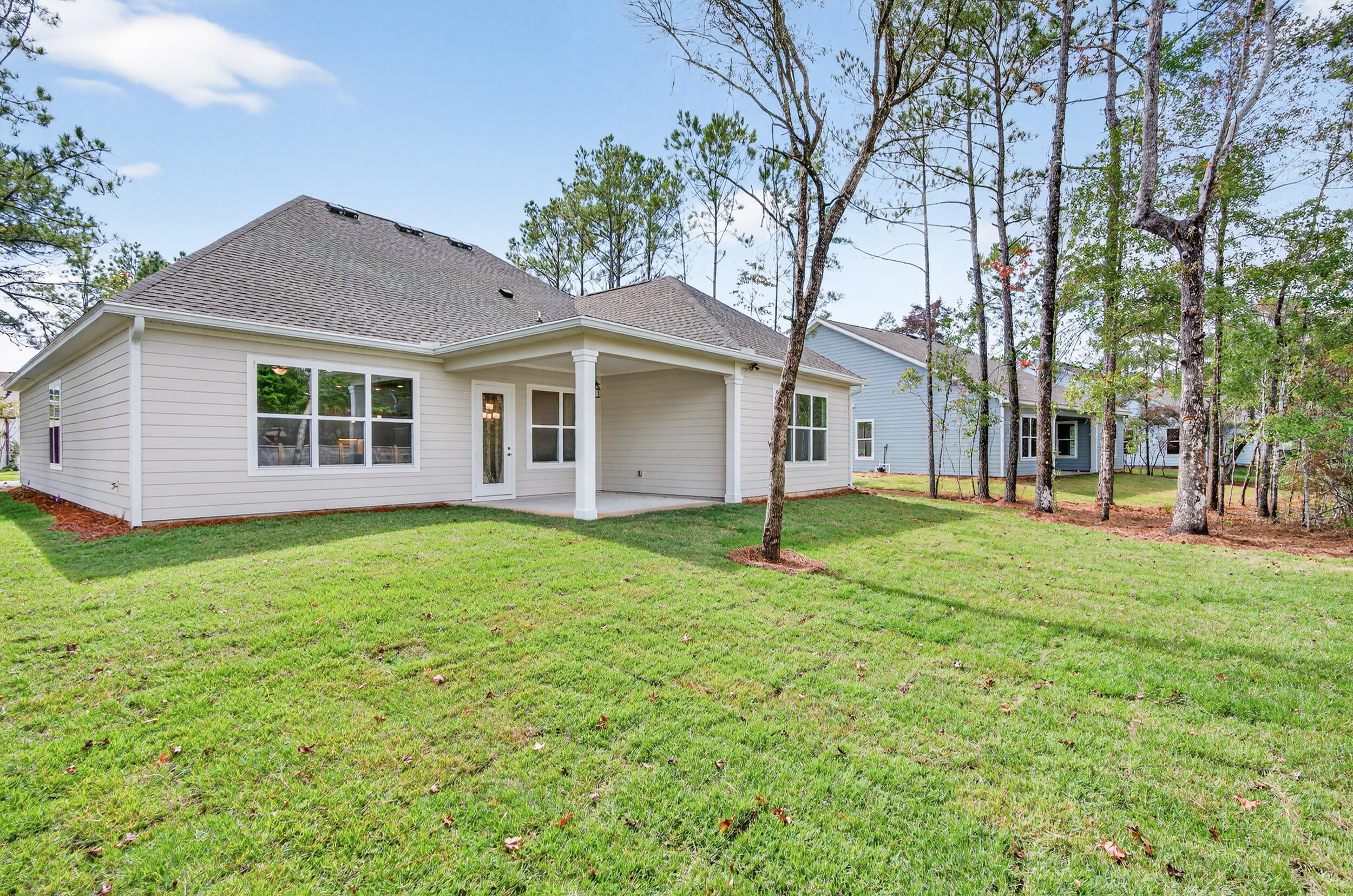 MAGNOLIA BAY ESTATES - Residential