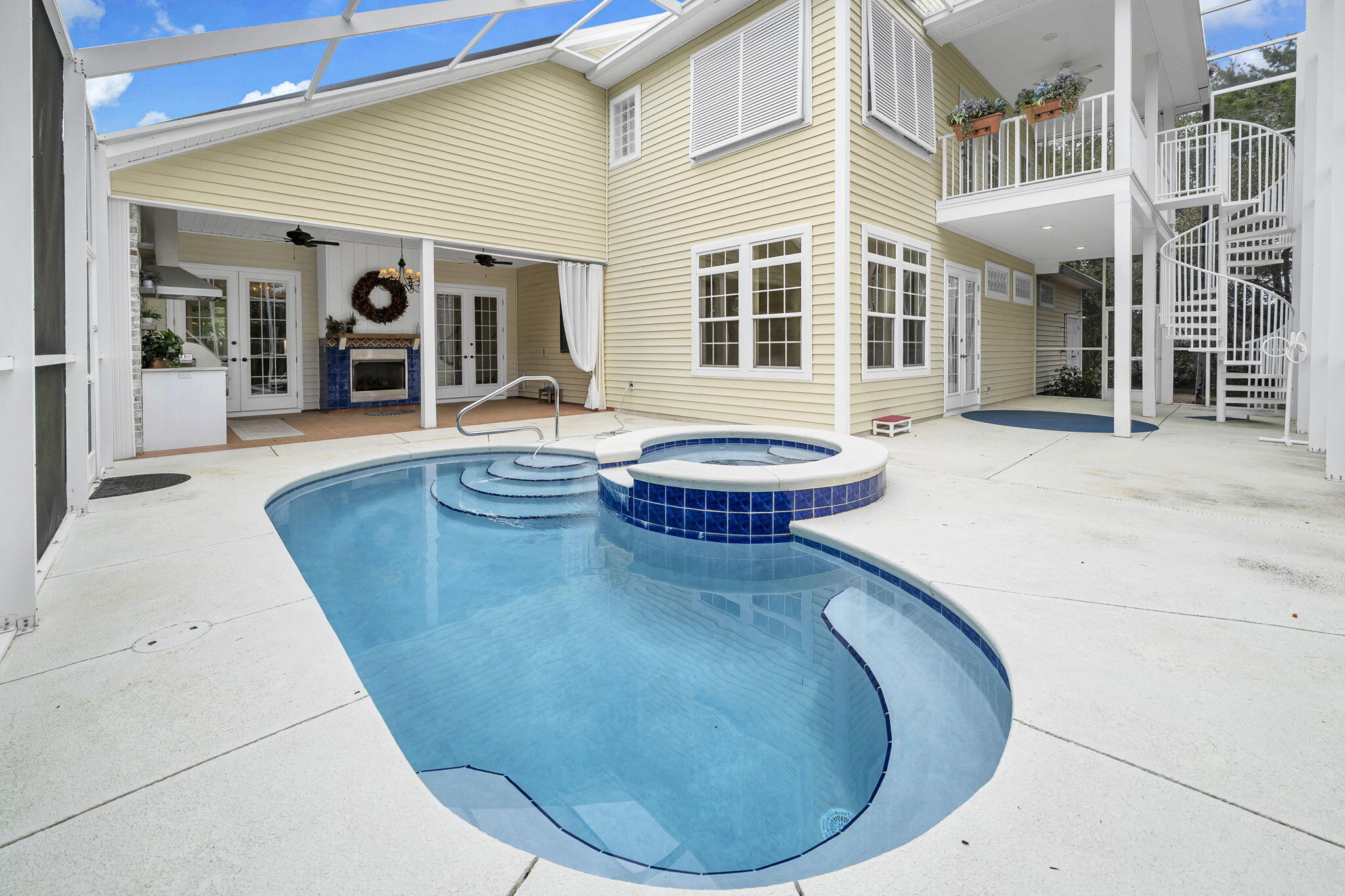 SEABREEZE PH 2 - Residential