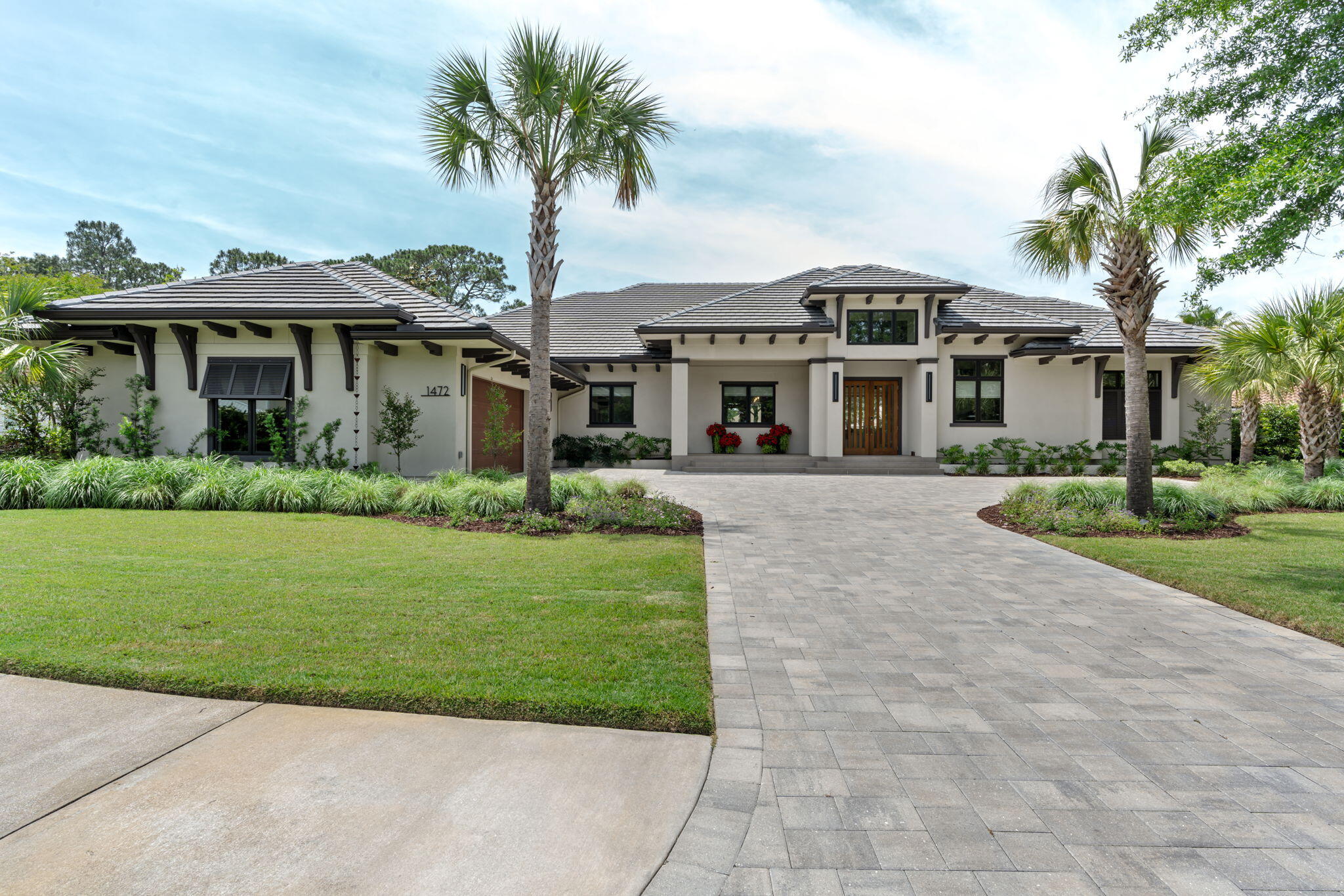 BAYTOWNE AVE EAST - Residential