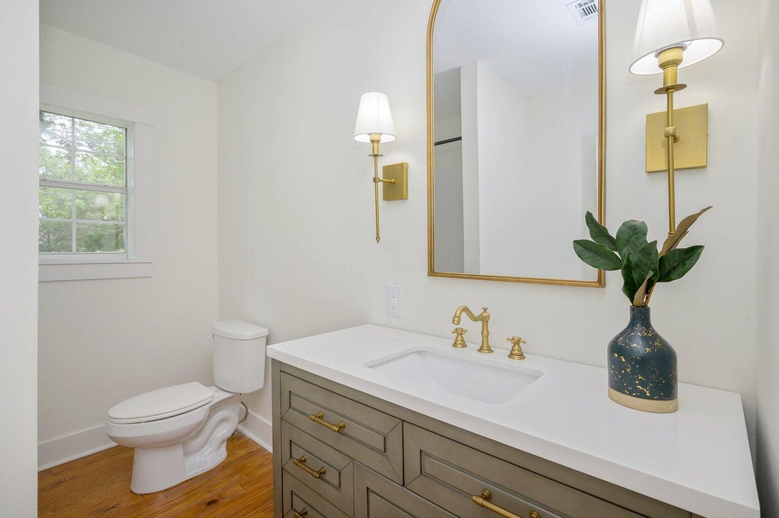 LAUREL HILL - Residential