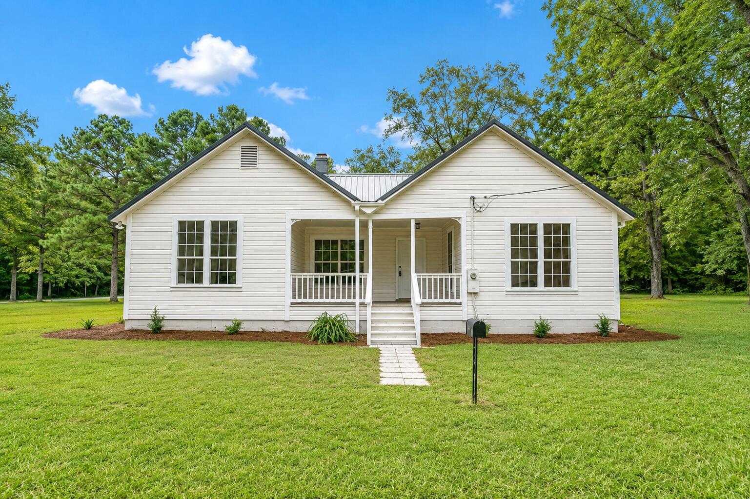 LAUREL HILL - Residential