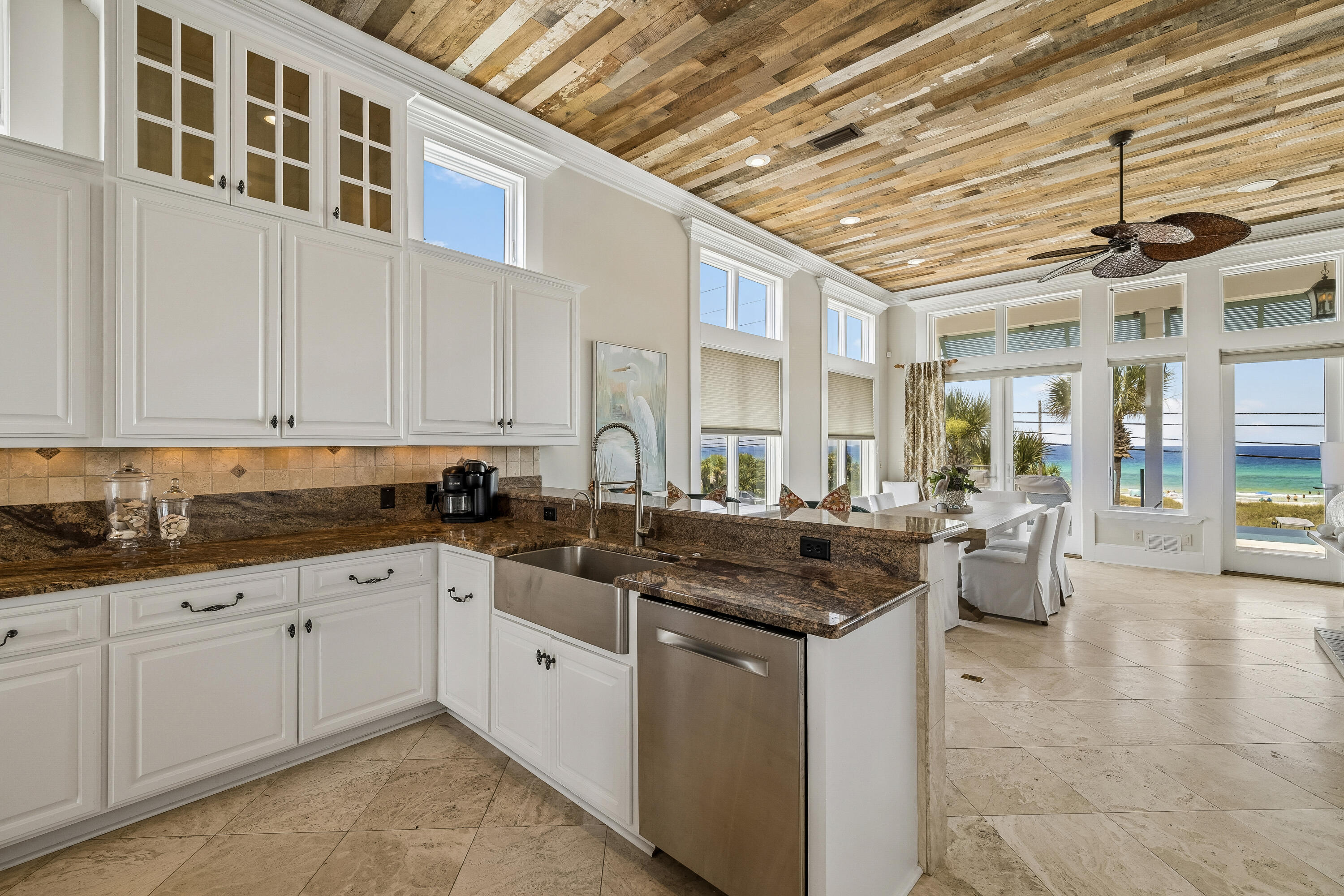 LAGUNA BEACH - Residential