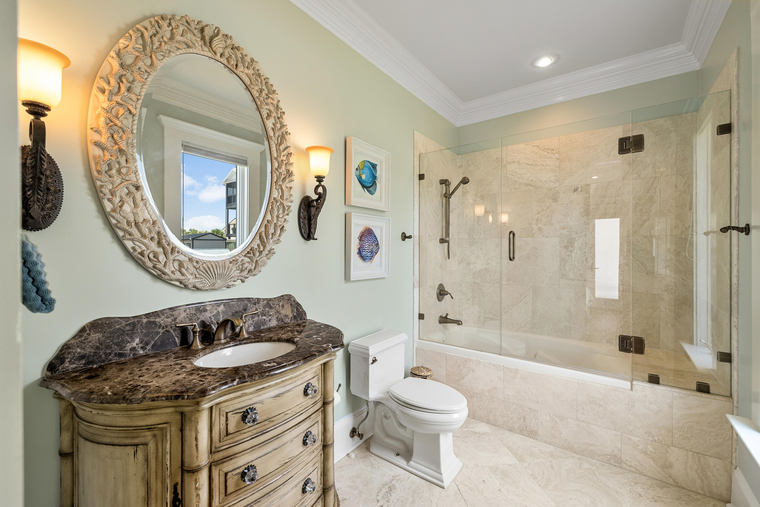 LAGUNA BEACH - Residential
