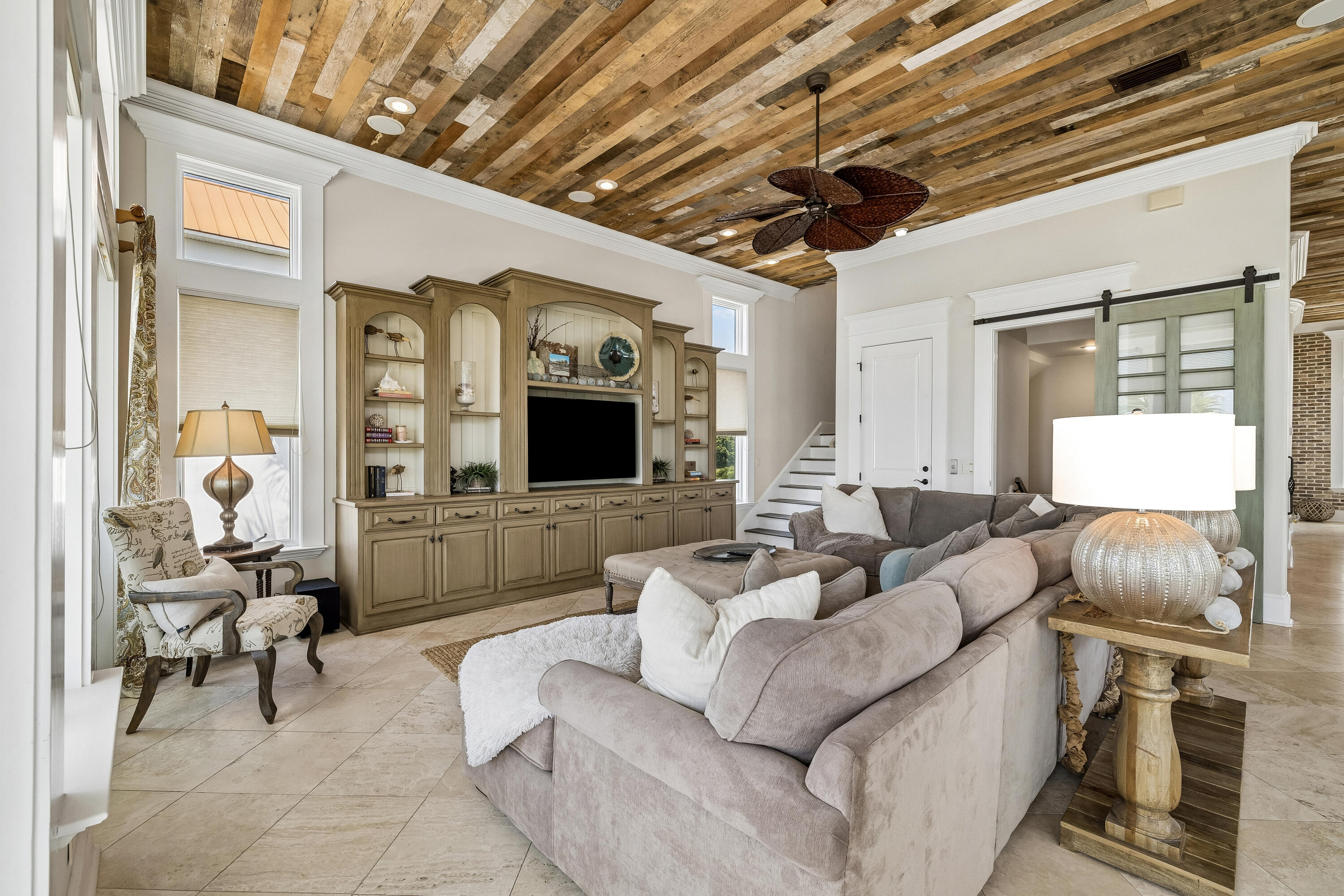 LAGUNA BEACH - Residential