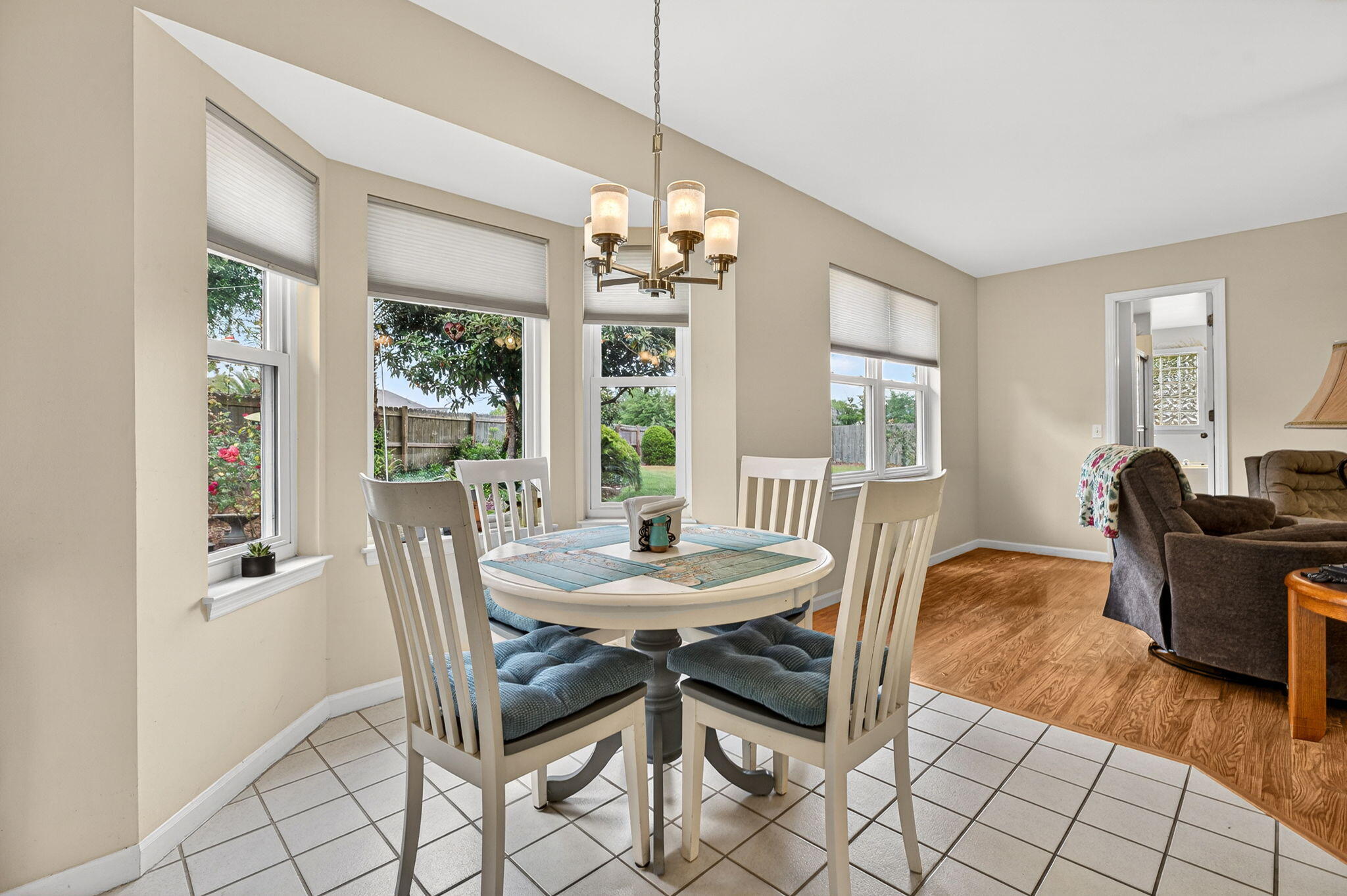 NORTHSHORE ADDN PH 1 - Residential