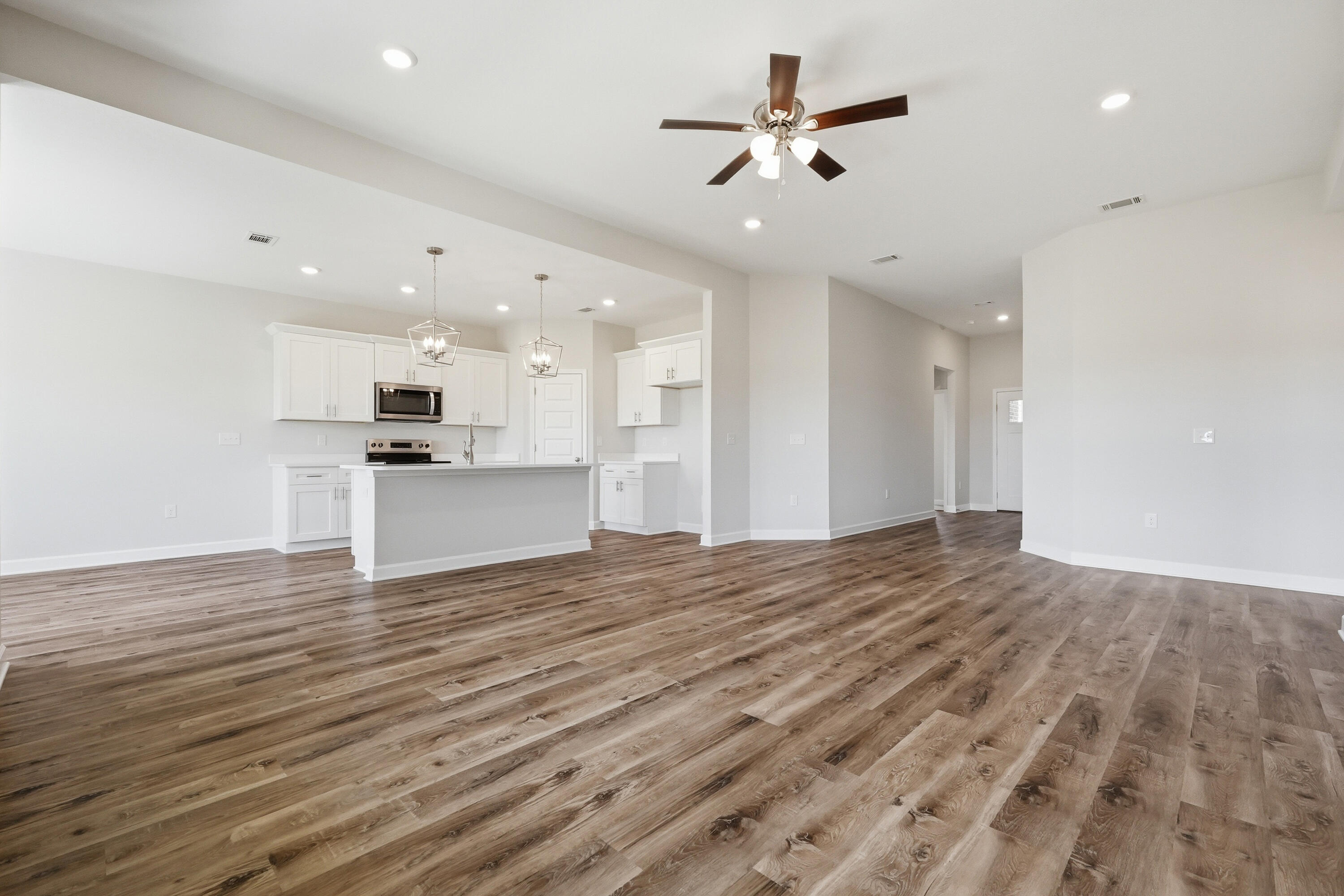 SOUTHERN CHARM - Residential
