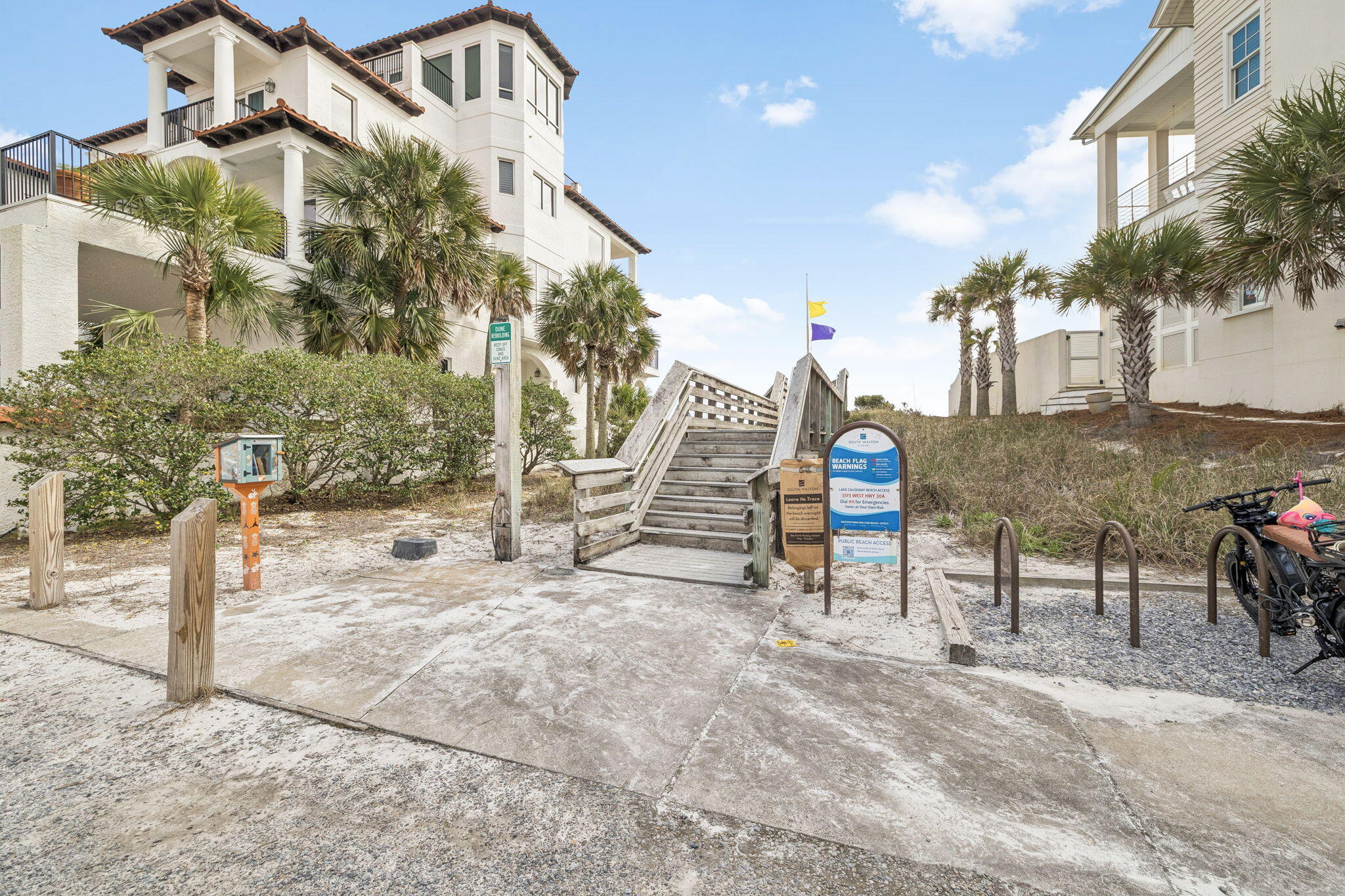 FAIRWAY VILLAS - Residential