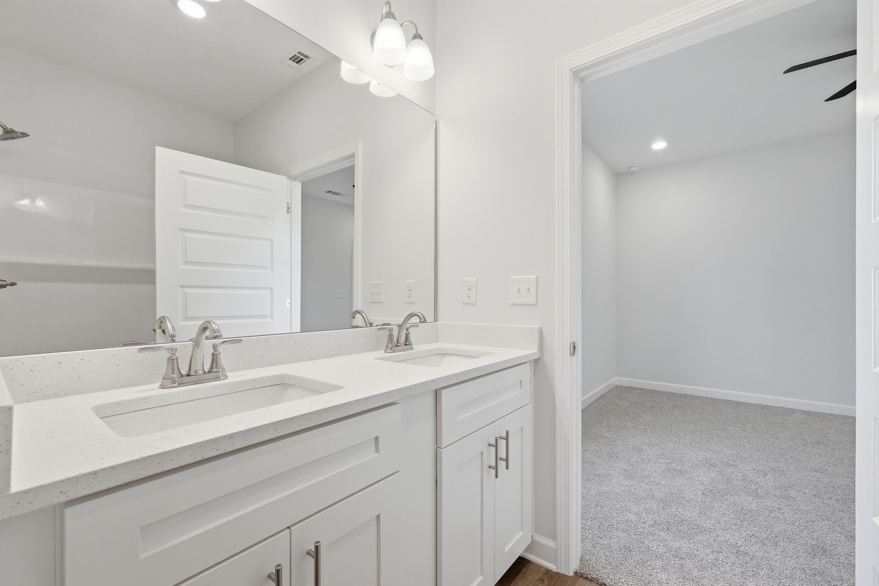 SOUTHERNAIRE S/D - Residential