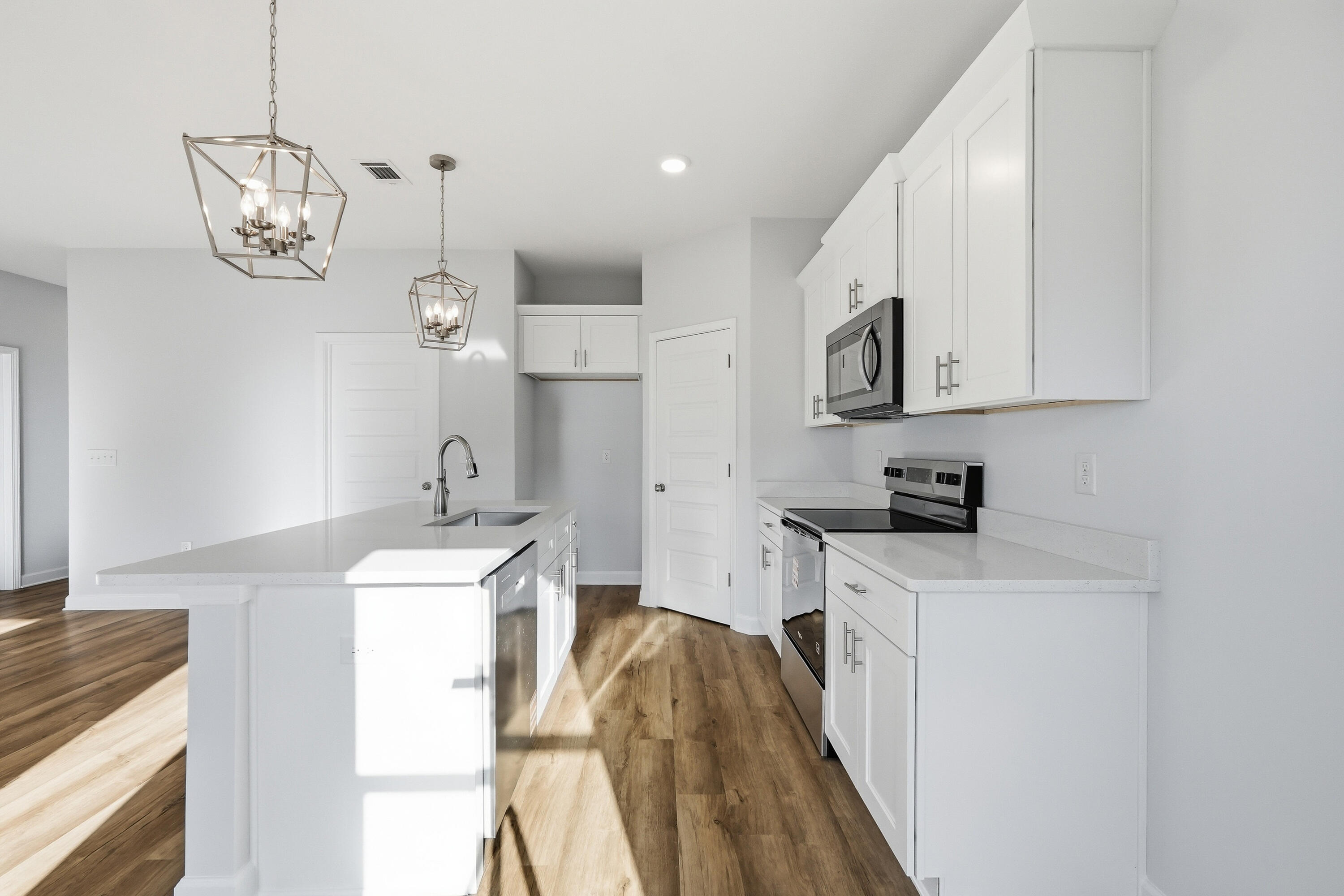 SOUTHERNAIRE S/D - Residential
