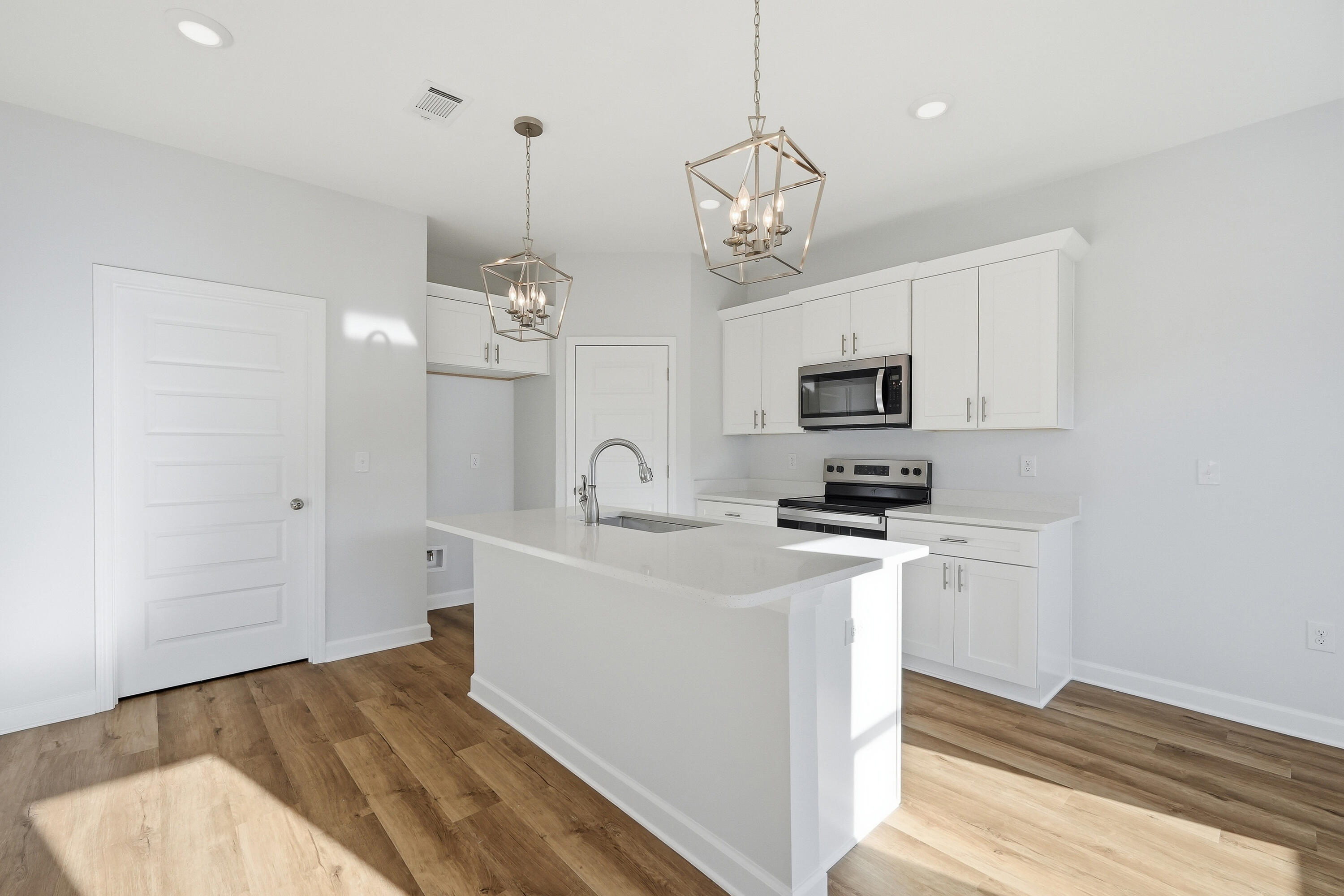 SOUTHERNAIRE S/D - Residential