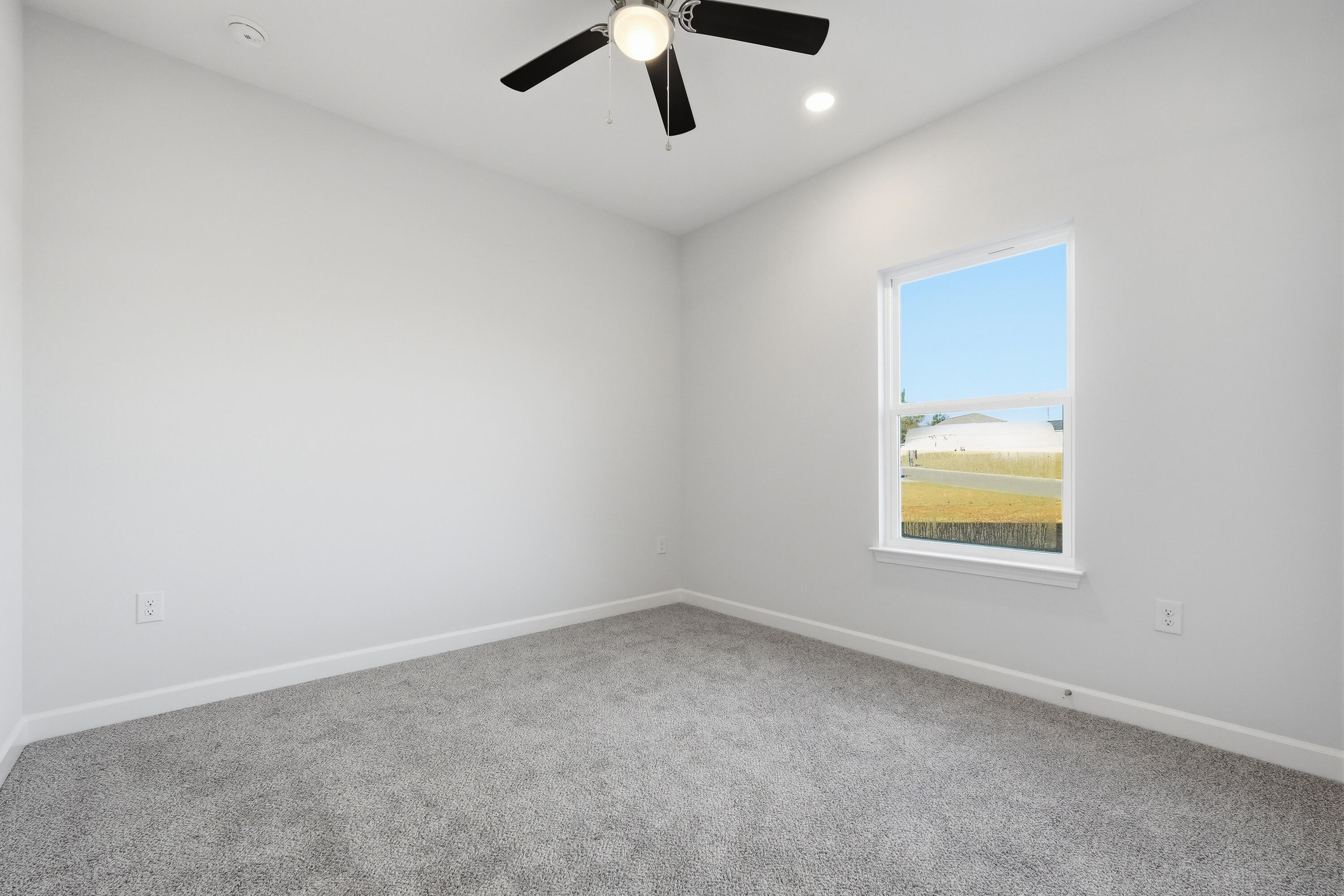 SOUTHERNAIRE S/D - Residential