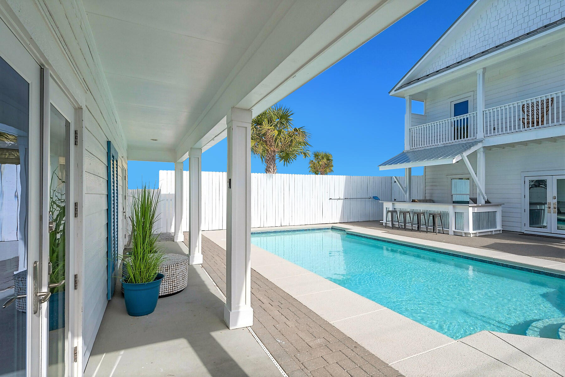 CRYSTAL BEACH - Residential