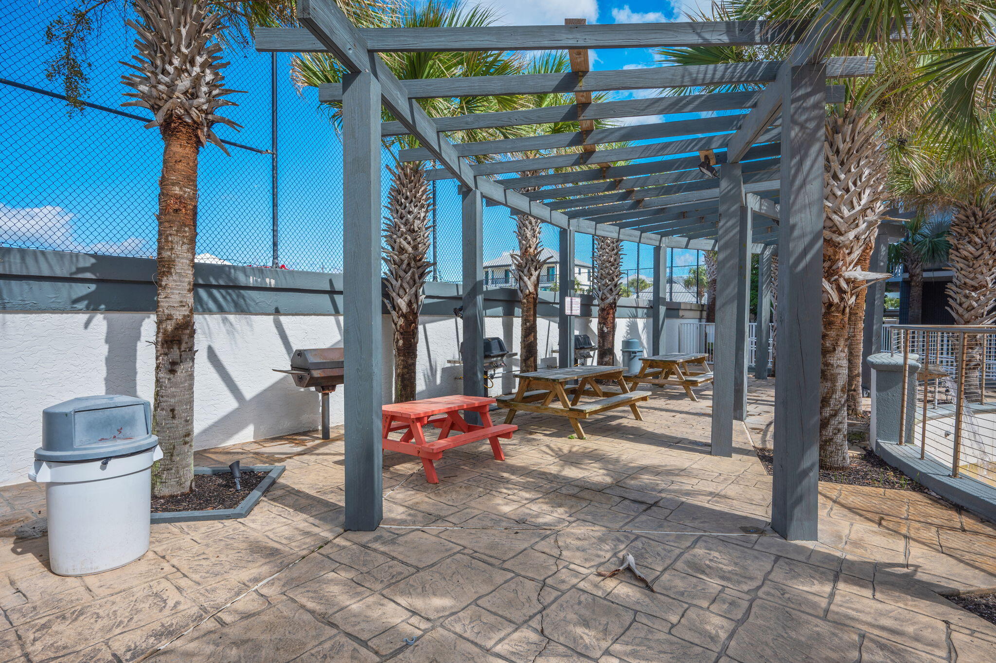 MAINSAIL CONDO PH 3 - Residential