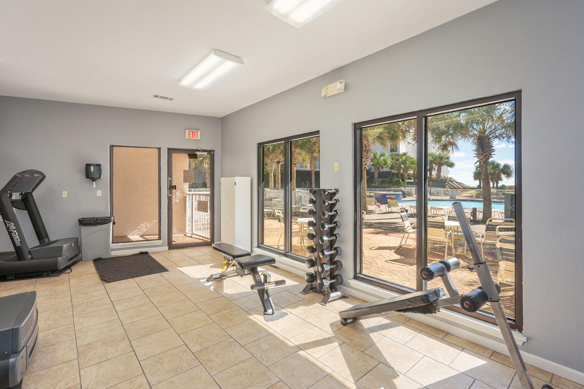 MAINSAIL CONDO PH 3 - Residential