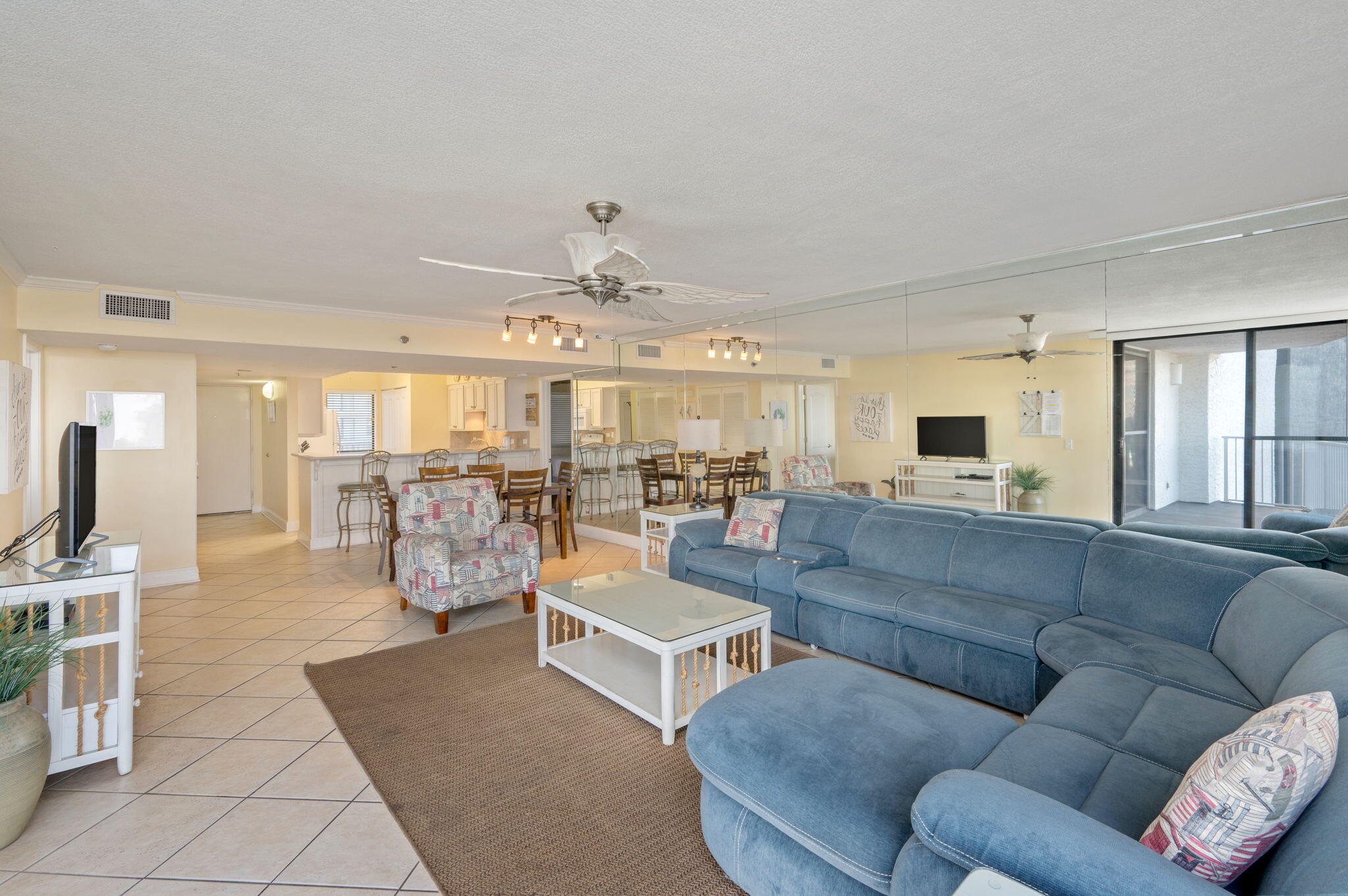 MAINSAIL CONDO PH 3 - Residential