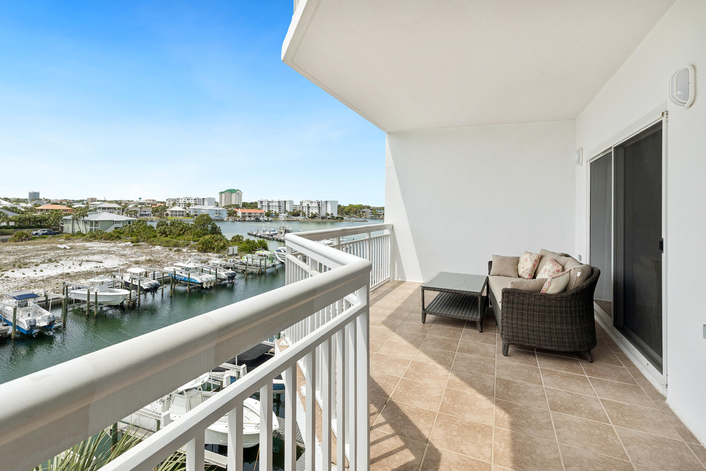 HARBOR LANDING PH II - Residential