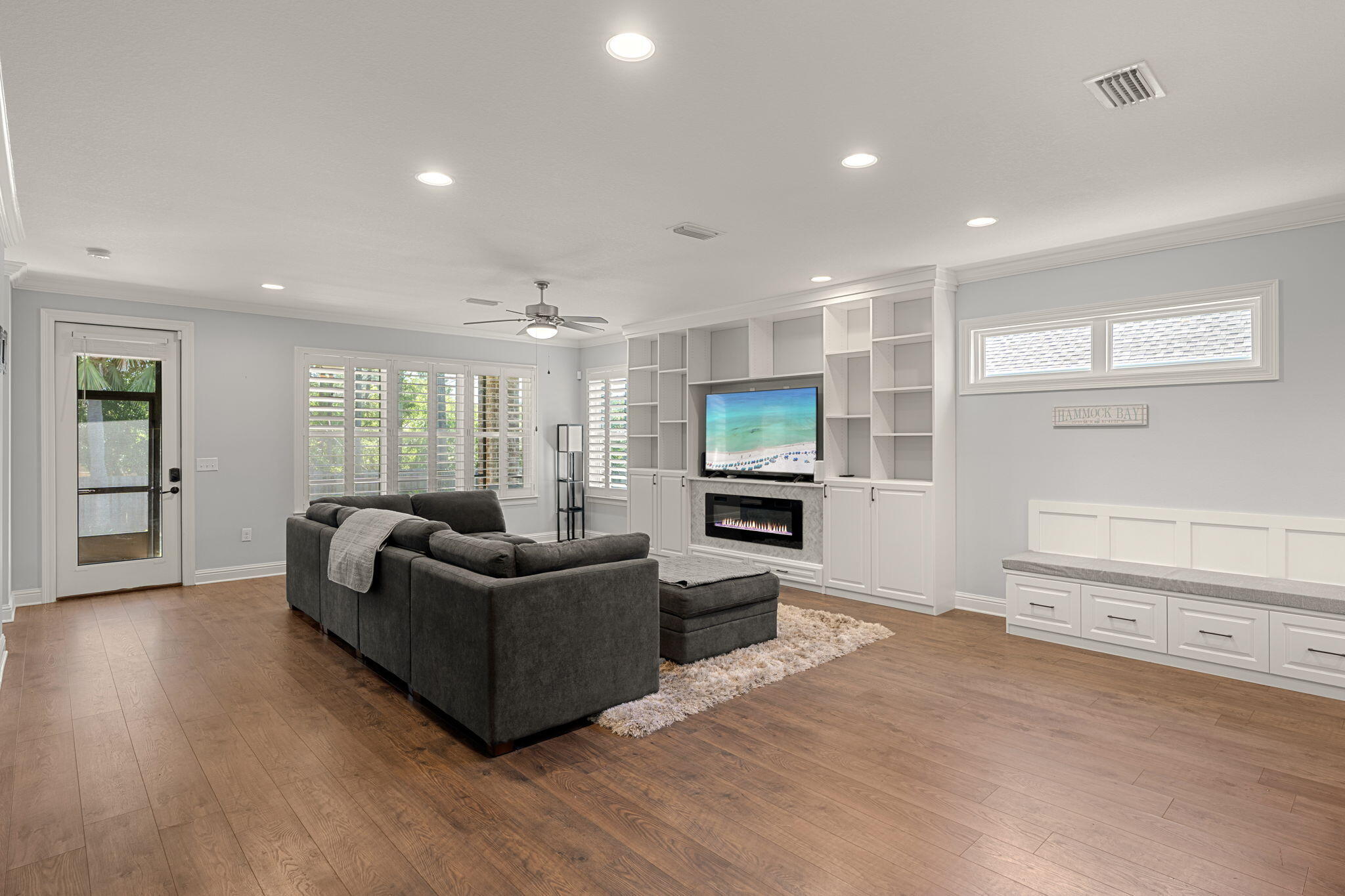 HAMMOCK BAY - Residential