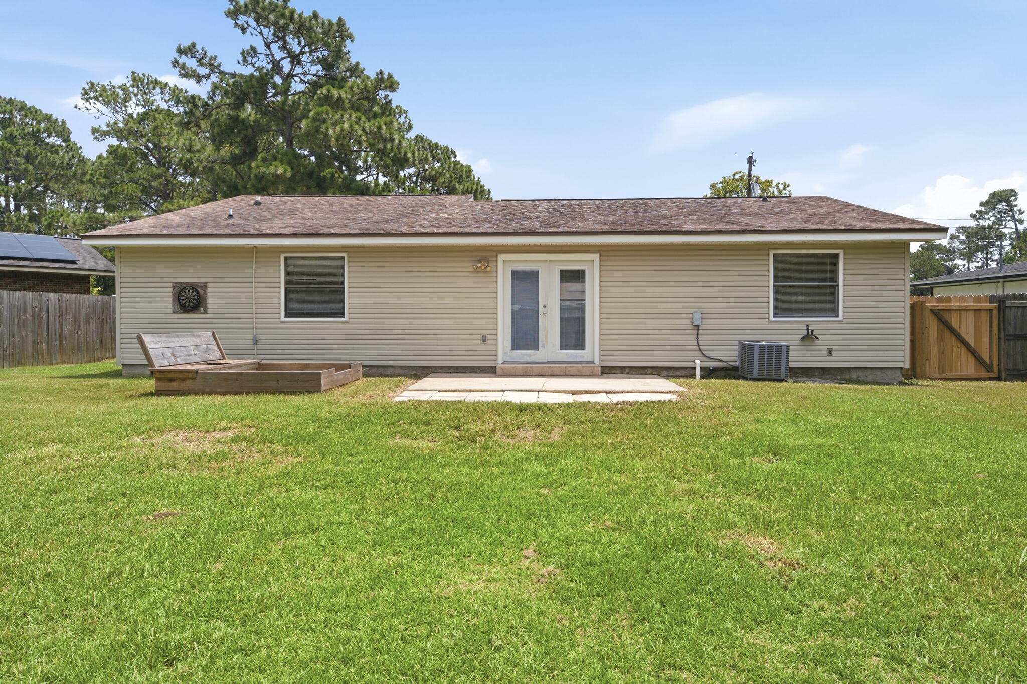 PINE MEADOWS - Residential