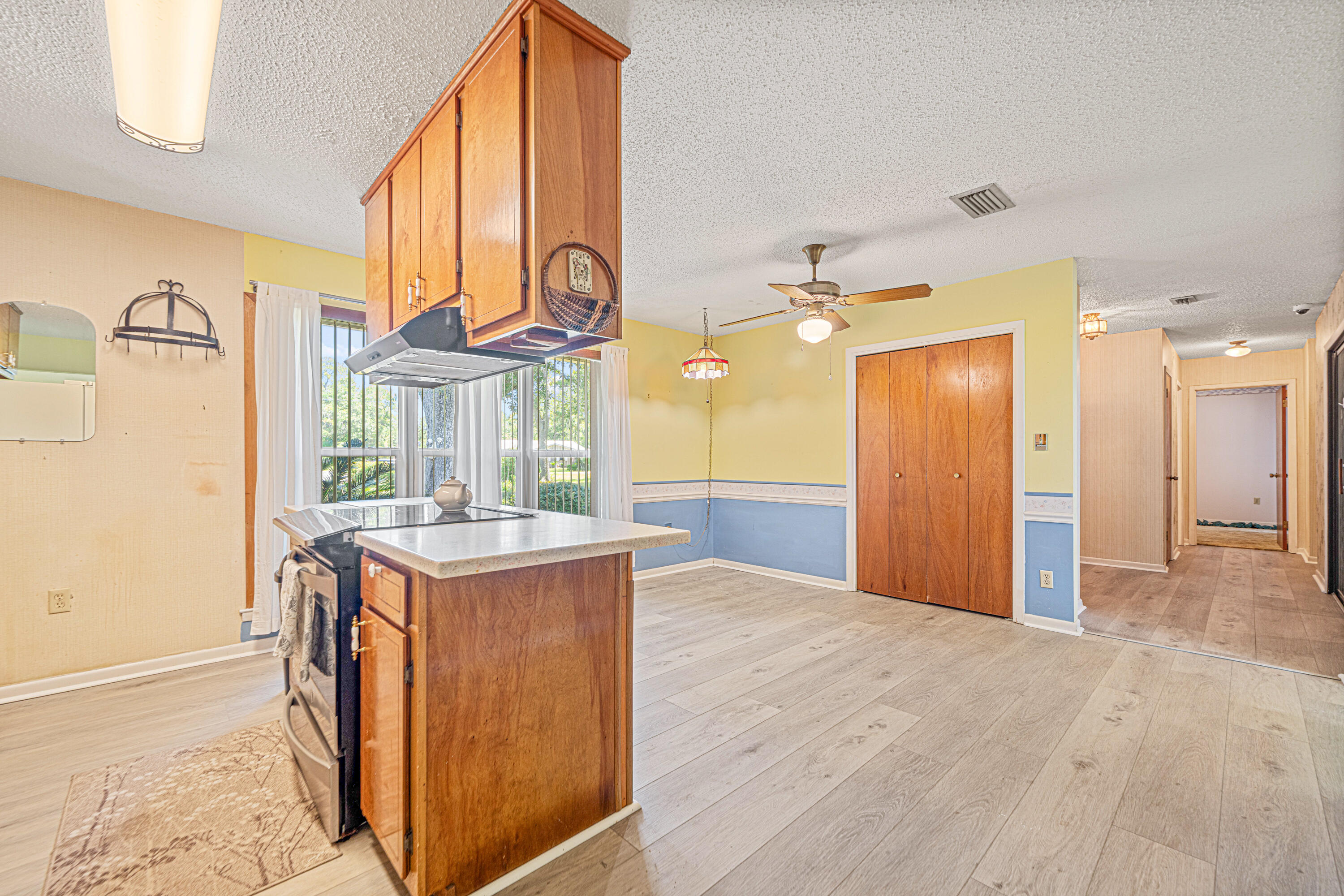 BAY GROVE - Residential