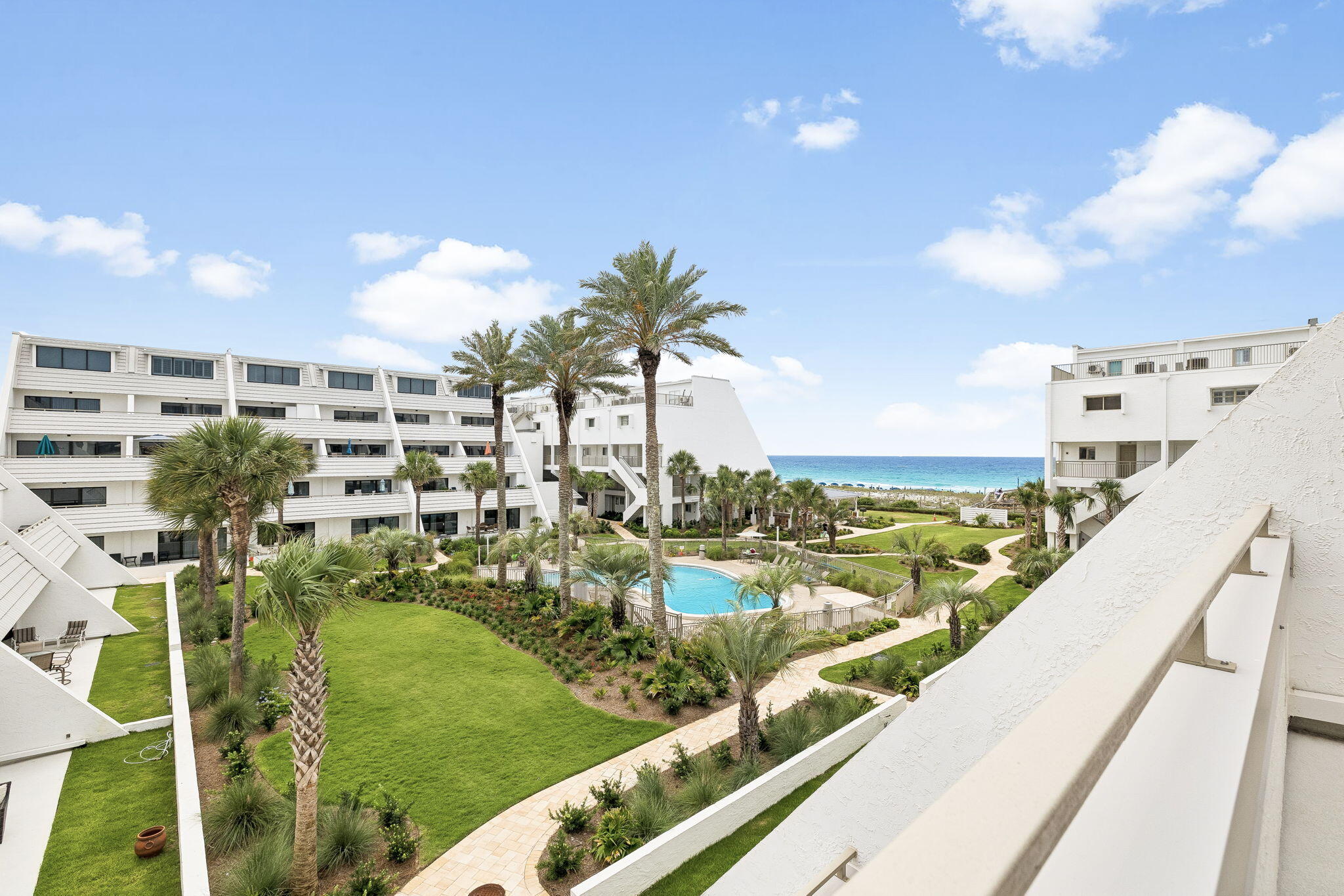 AEGEAN CONDO - Residential