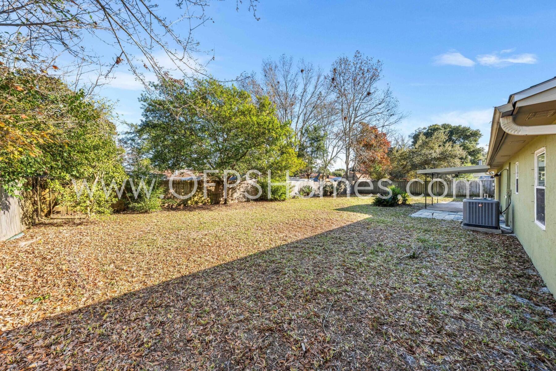 EASTWOOD - Residential Lease