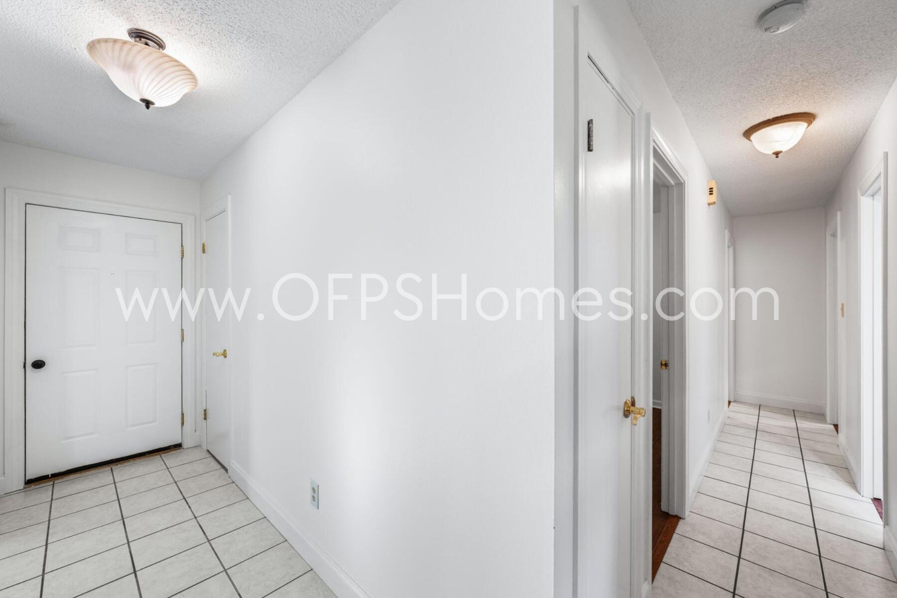 EASTWOOD - Residential Lease