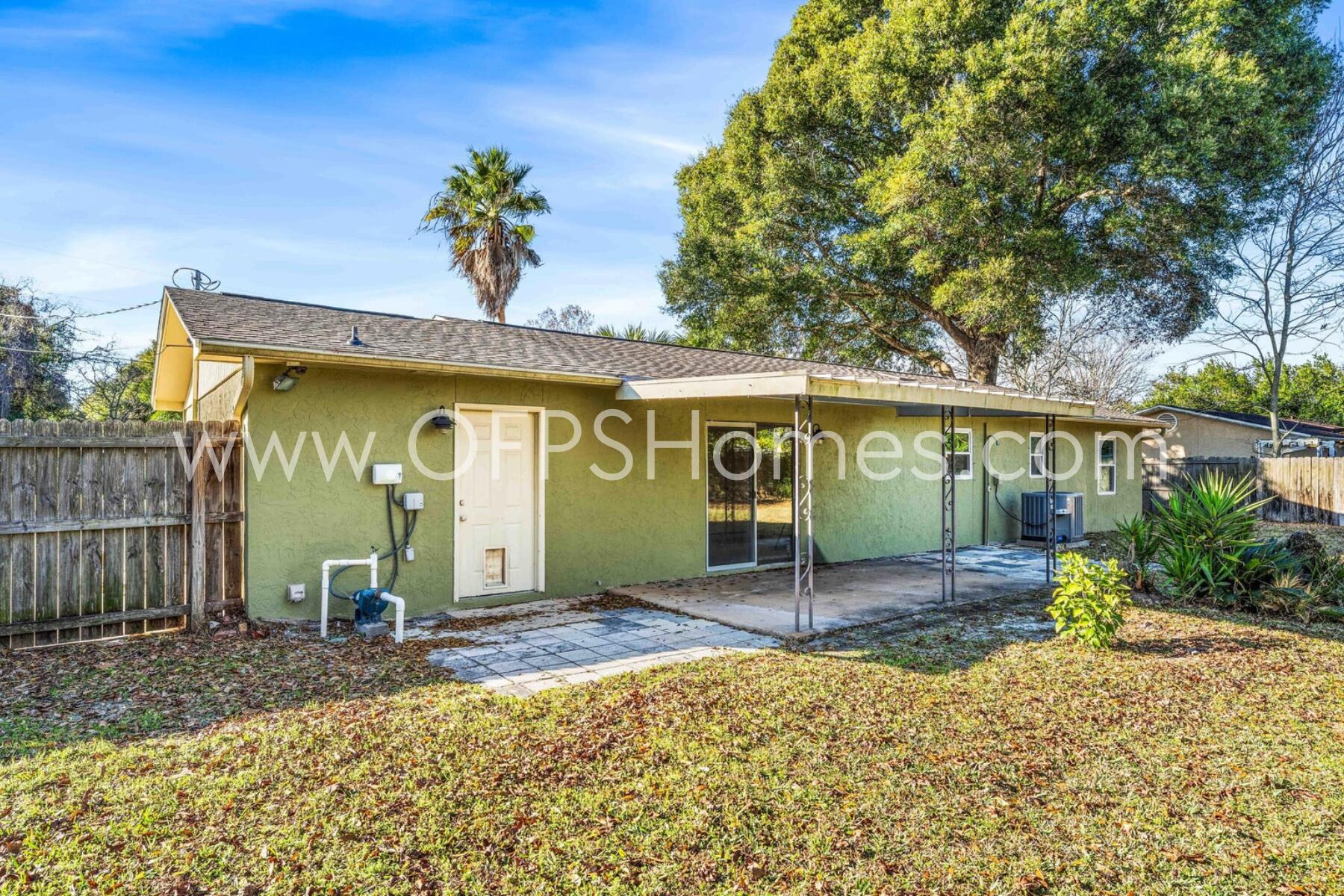 EASTWOOD - Residential Lease