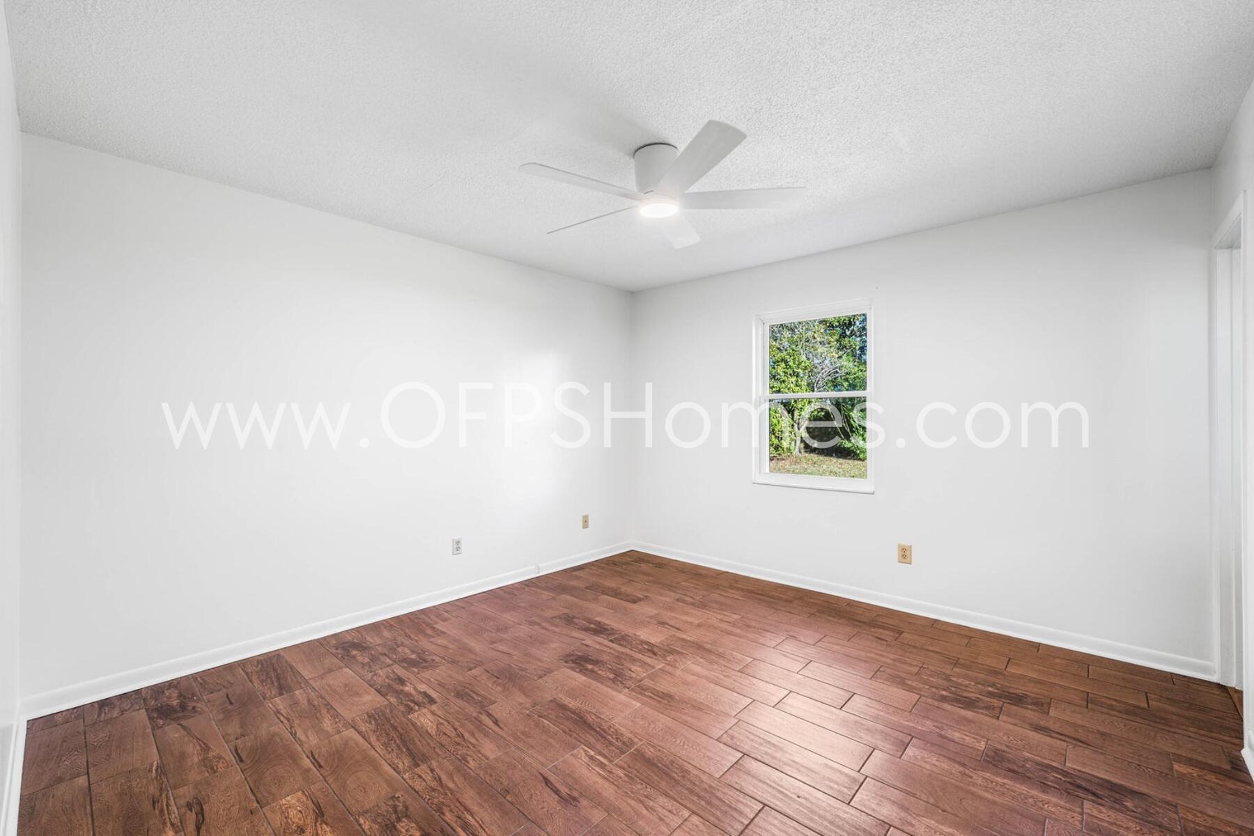 EASTWOOD - Residential Lease